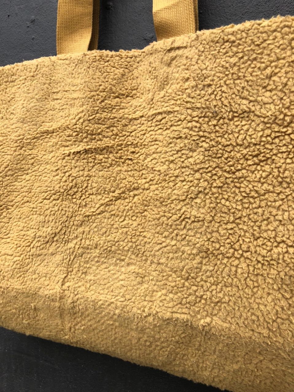 Uniqlo Uniqlo Wool/Fur Tote Bag Size ONE SIZE - 3 Thumbnail