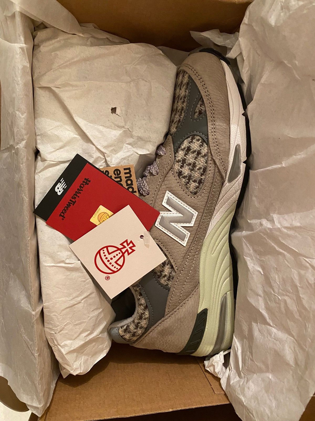 New Balance 991 Made in England x Harris Tweed
