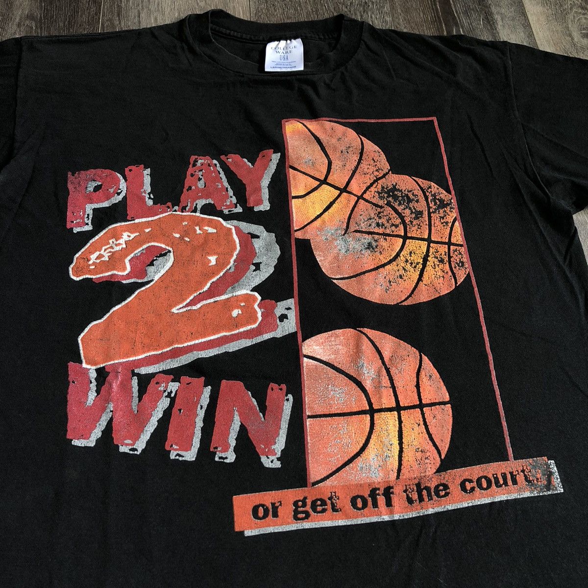 Vintage Vintage 1990s Play 2 Win Or Get Off the Court Basketball Tee Size US L / EU 52-54 / 3 - 2 Thumbnail