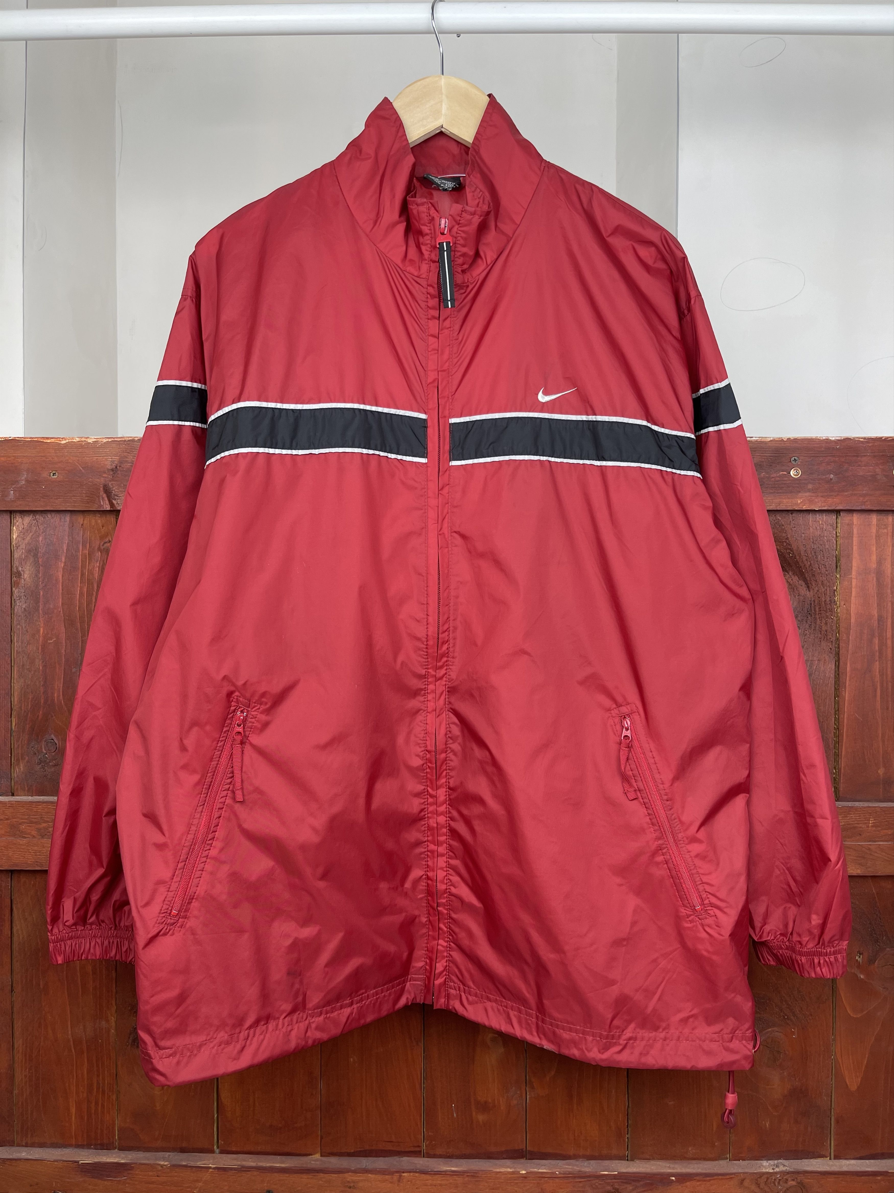Nike × Streetwear × Vintage Nike vintage windbreaker red