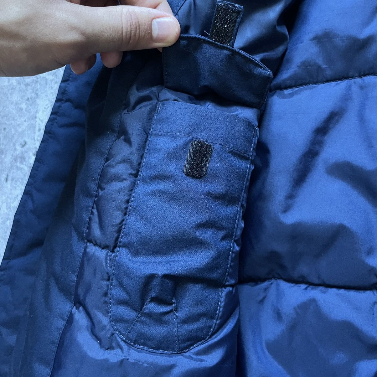 Nike × Vintage Nike Big Embroidered Swoosh Logo Vintage Light Puffer Jacket Size US S / EU 44-46 / 1 - 13 Thumbnail