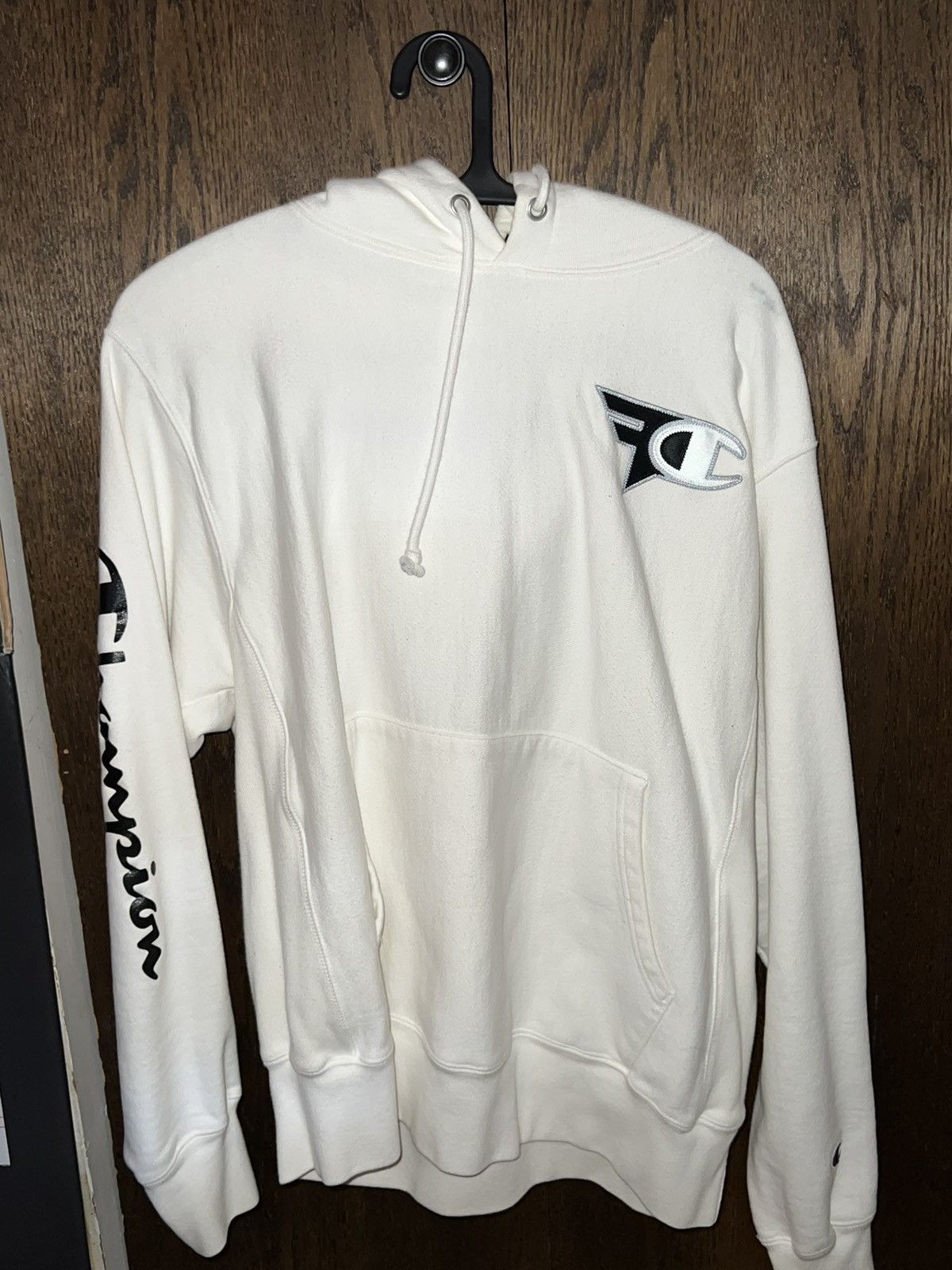 Faze merch hot sale champion hoodie