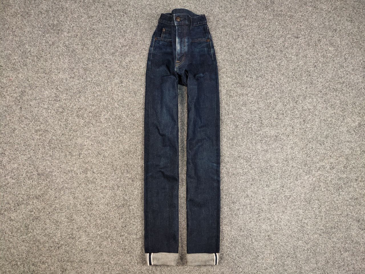 Uniqlo Vintage Japan Uniqlo Selvedge Dark Faded Denim Jeans Size US 31 - 1 Thumbnail