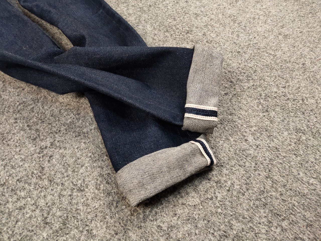 Uniqlo Vintage Japan Uniqlo Selvedge Dark Faded Denim Jeans Size US 31 - 10 Thumbnail