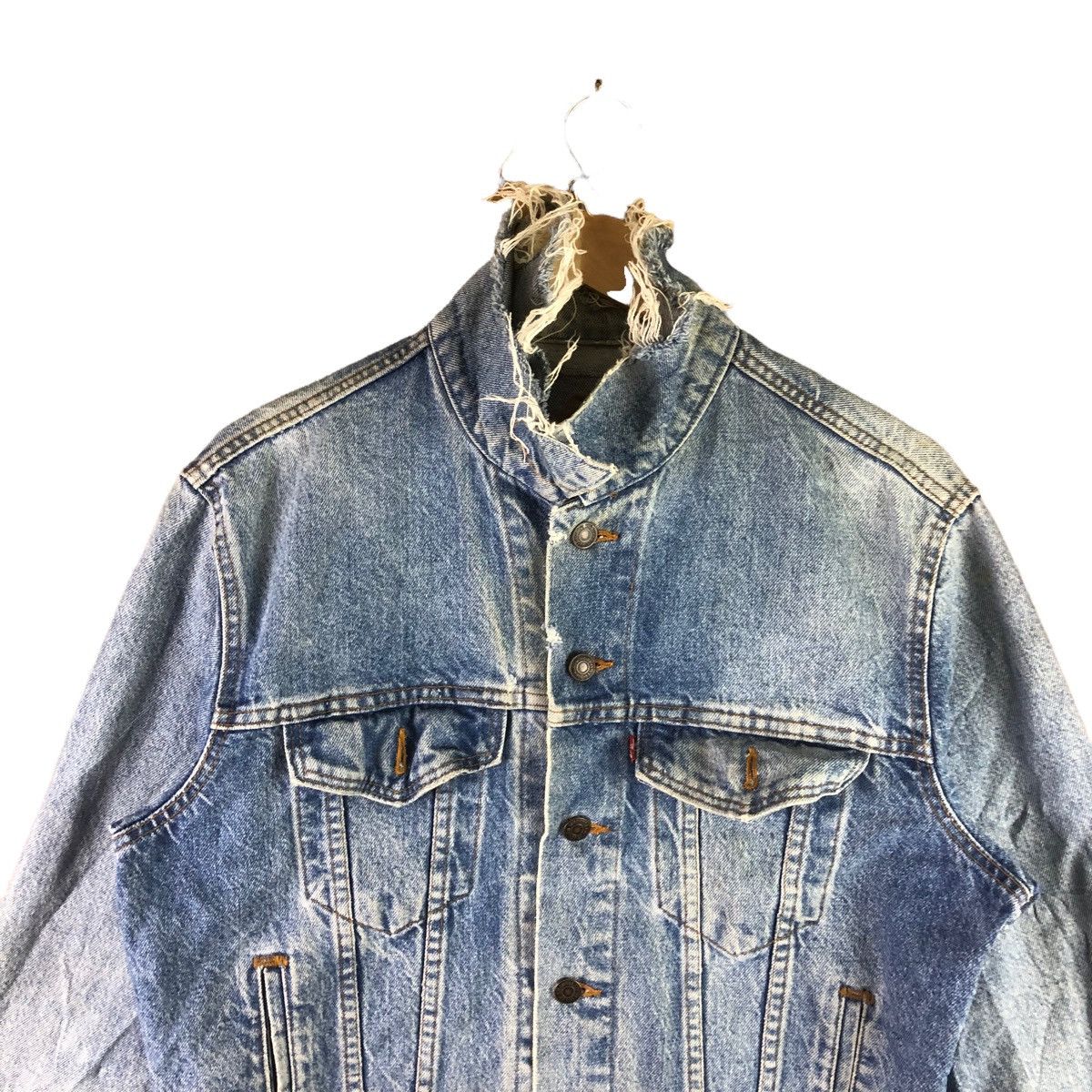 Levi's × Levi's Vintage Clothing × Vintage Vintage Levi’s Denim Jacket Distressed Size US M / EU 48-50 / 2 - 5 Thumbnail