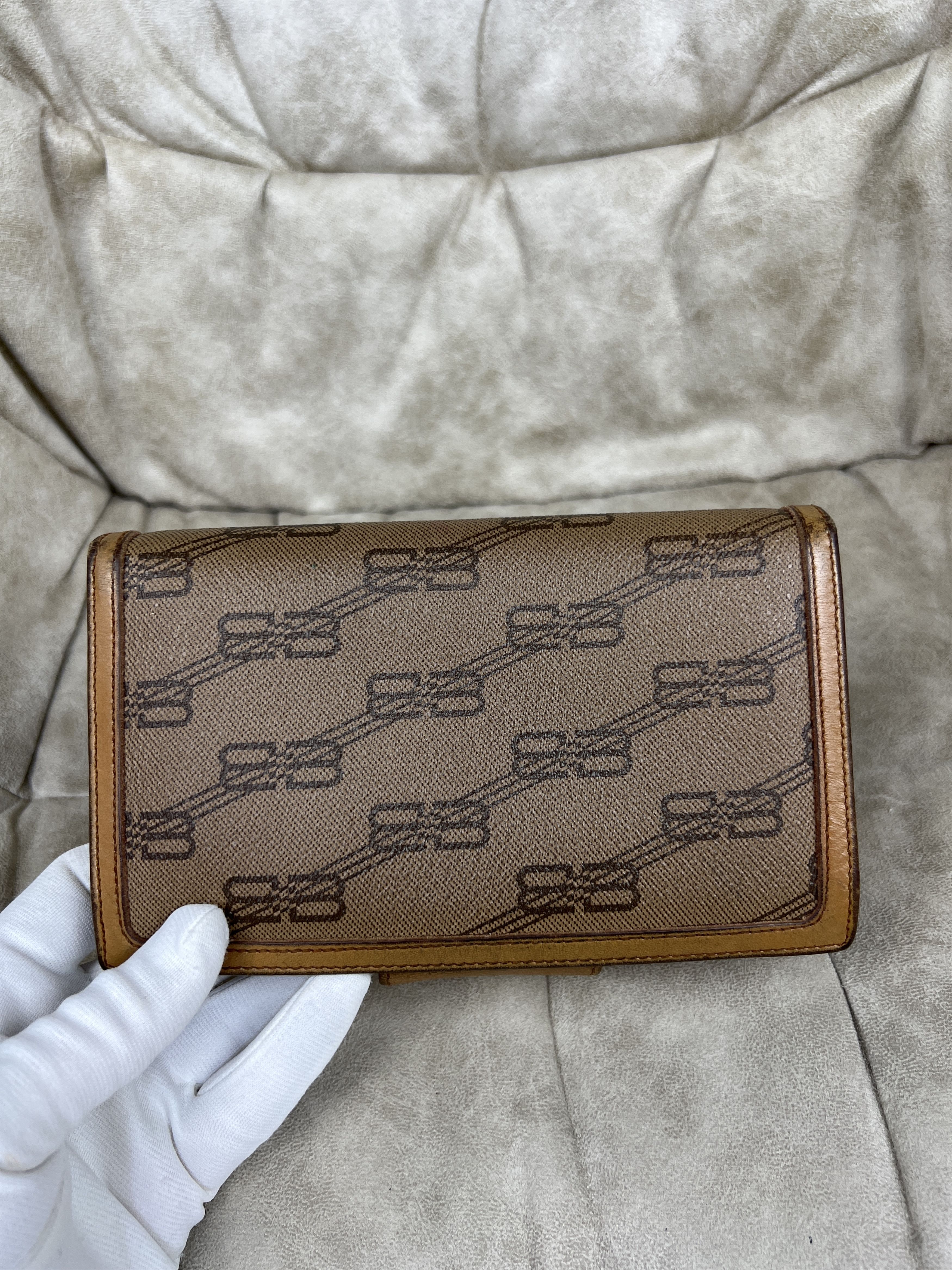 Balenciaga Vintage Balenciaga Monogram Leather Wallet Size ONE SIZE - 2 Thumbnail