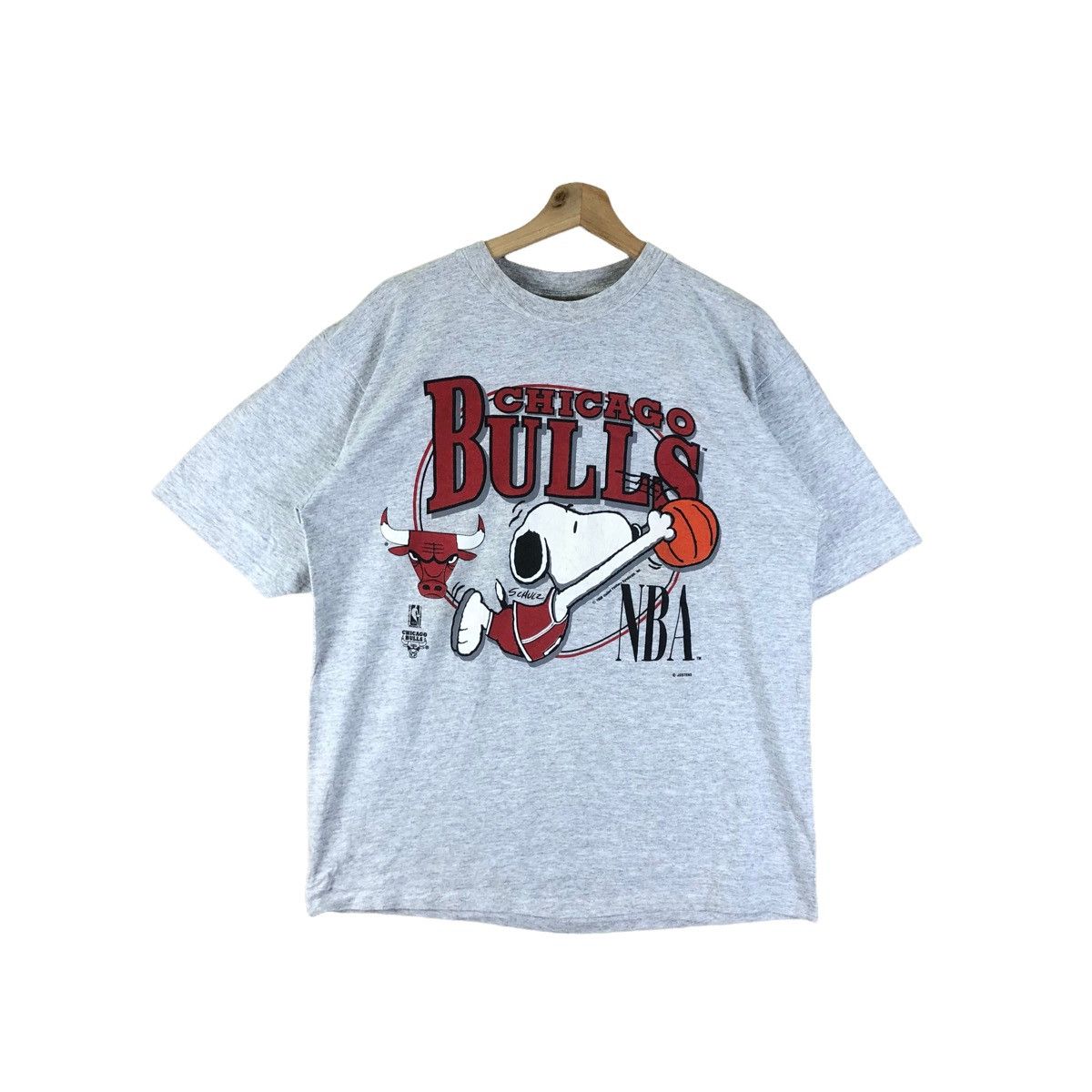 Vintage Chicago Bulls Nba Parody Snoopy Tshirt