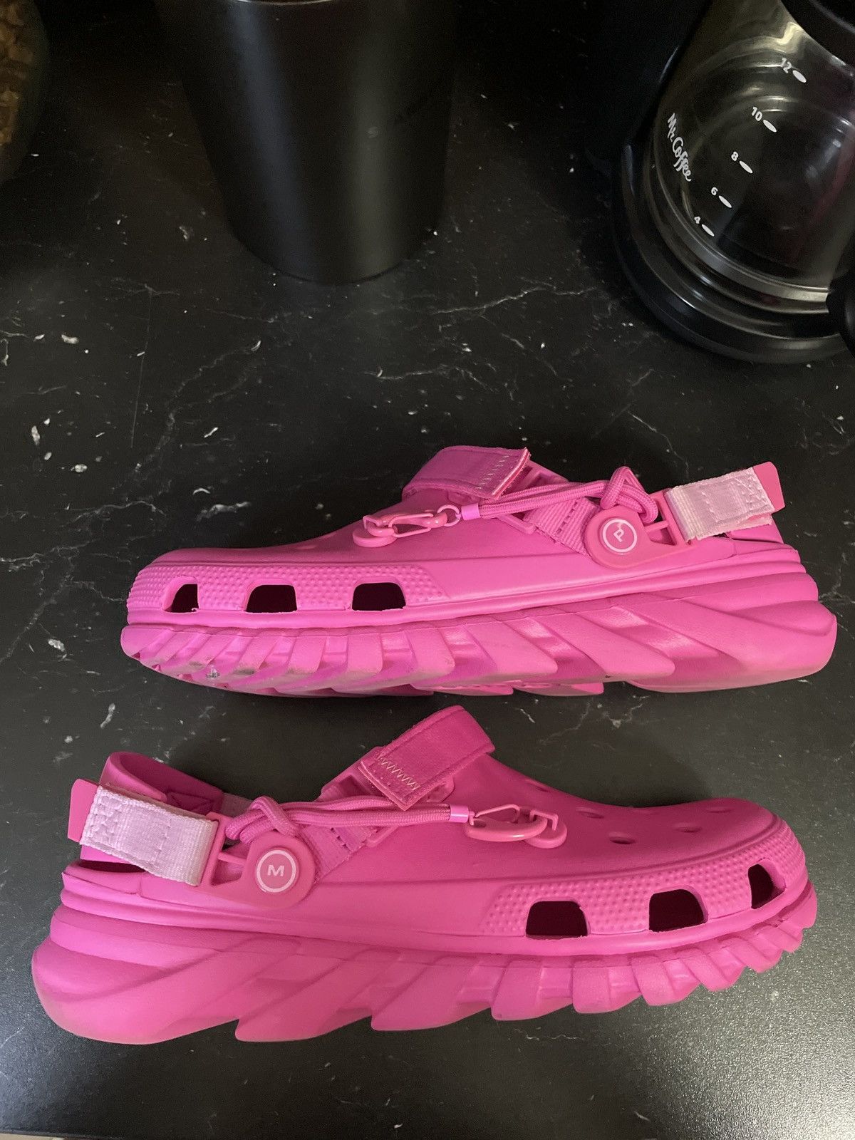 Crocs Electric pink Post Malone crocs Size US 11 / EU 44 - 6 Thumbnail