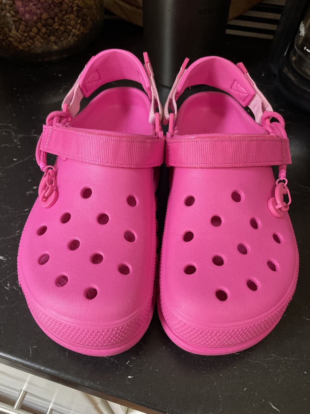 Crocs Electric pink Post Malone crocs Size US 11 / EU 44 - 1 Thumbnail