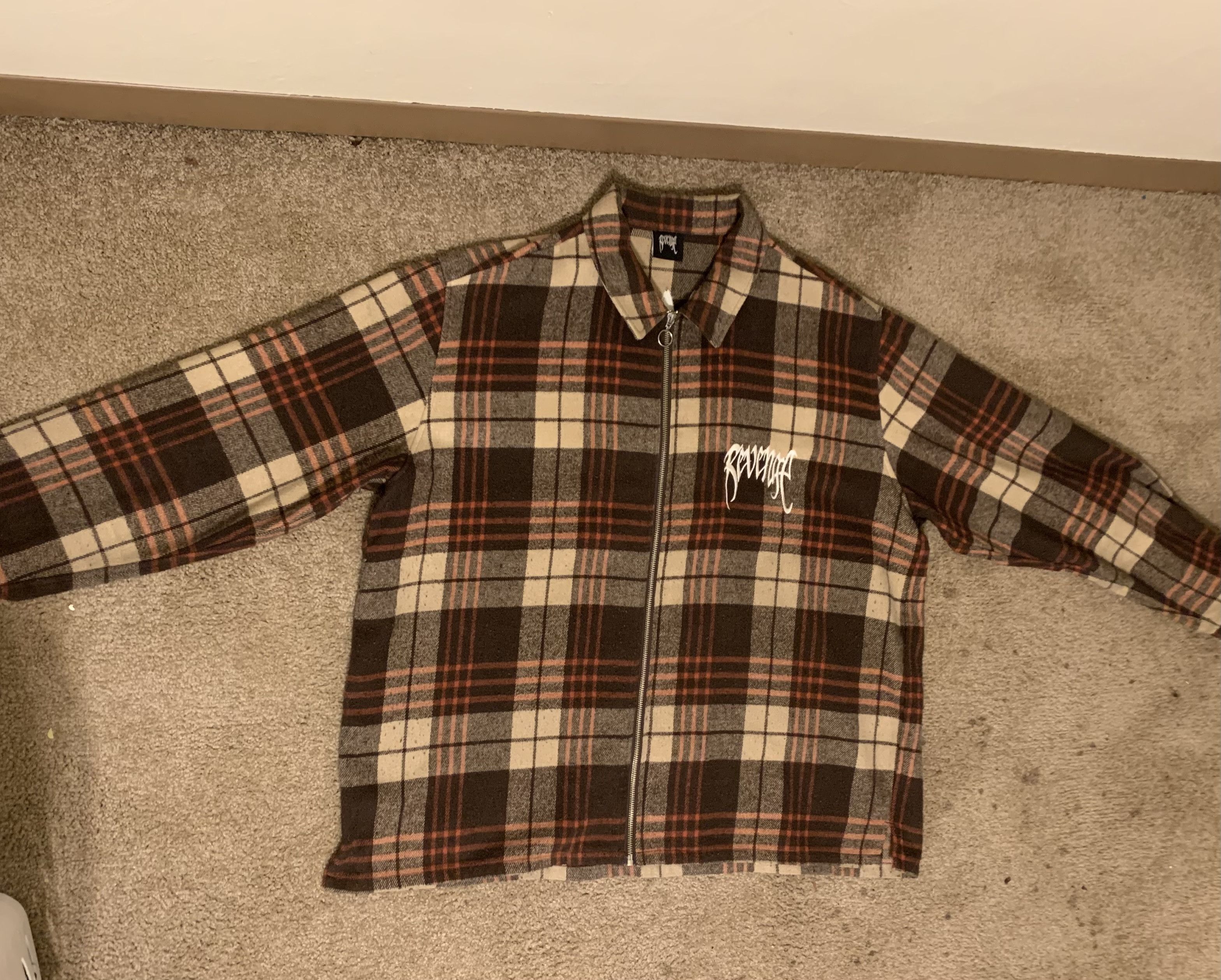 Revenge Winter 19/20 Embroidered popular Flannel Size S