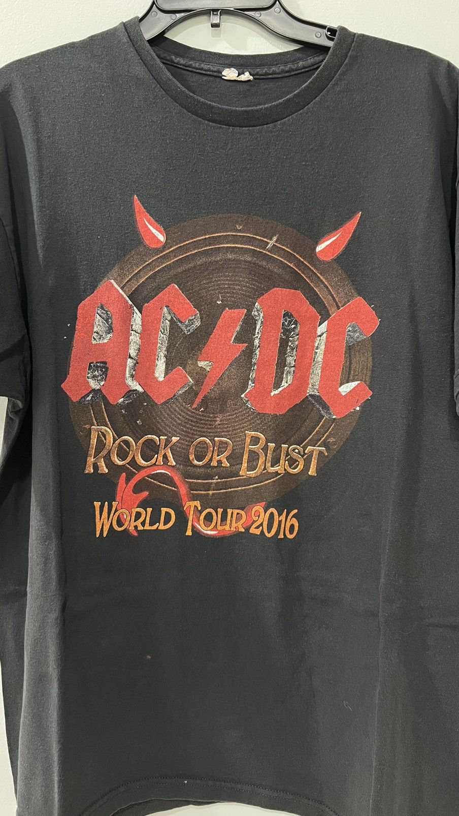 Band Tees × Vintage 2015 AC⚡️DC Rock or Bust Concert Tour Tee Size XL Size US XL / EU 56 / 4 - 2 Thumbnail