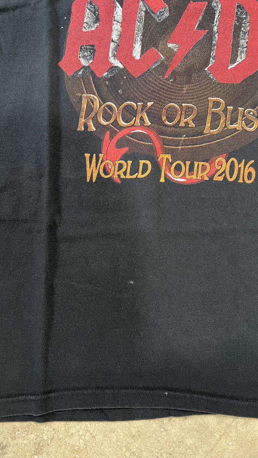 Band Tees × Vintage 2015 AC⚡️DC Rock or Bust Concert Tour Tee Size XL Size US XL / EU 56 / 4 - 5 Thumbnail