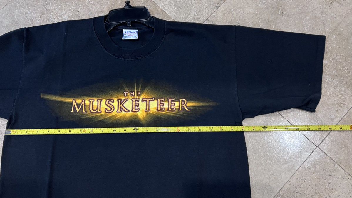Disney × Vintage 2001 The Musketeer Single Stitch Tee Size XL Size US XL / EU 56 / 4 - 9 Thumbnail