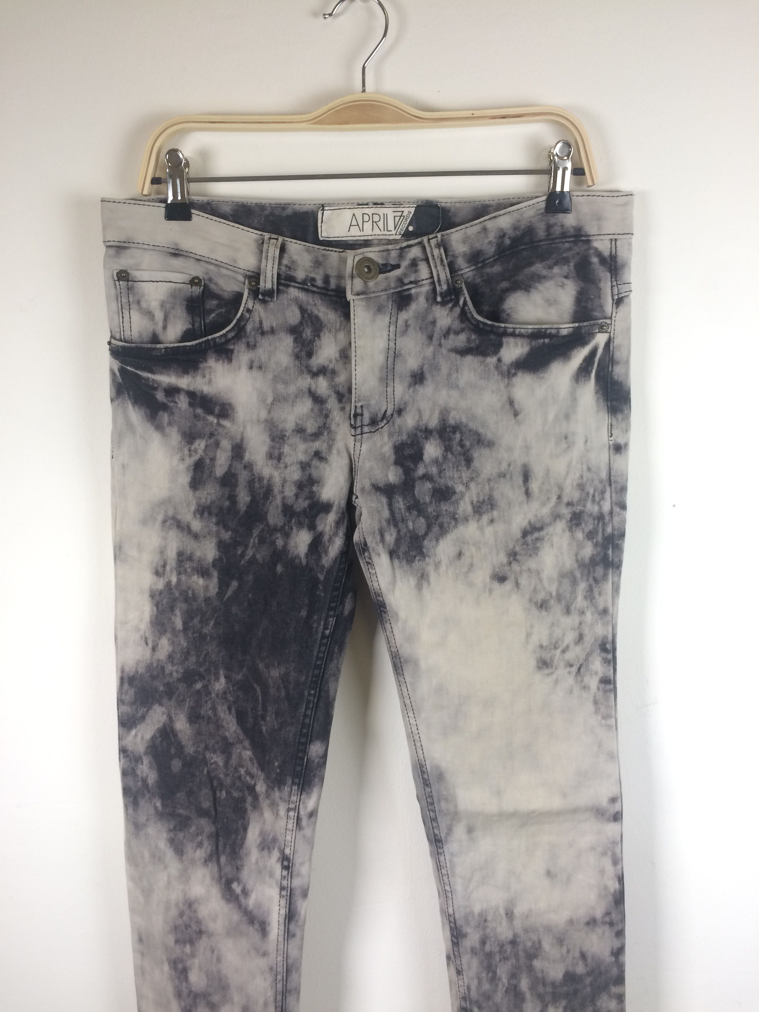 April 77 × Seditionaries April 77 Acid Washed Punk Skinny Jeans Size US 34 / EU 50 - 2 Thumbnail