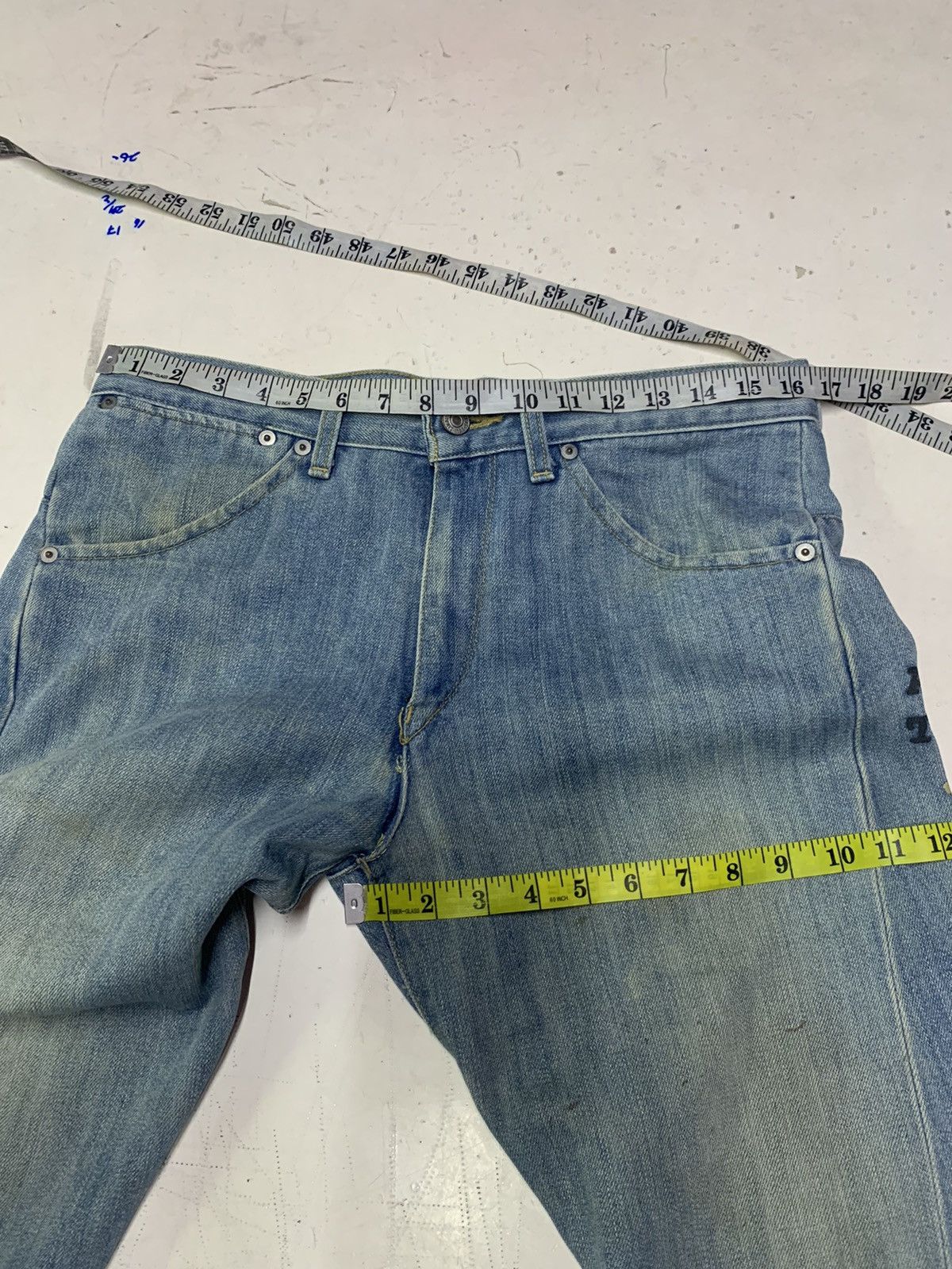Levi's Vintage Clothing Levi’s engineered jeans Size US 33 - 12 Thumbnail