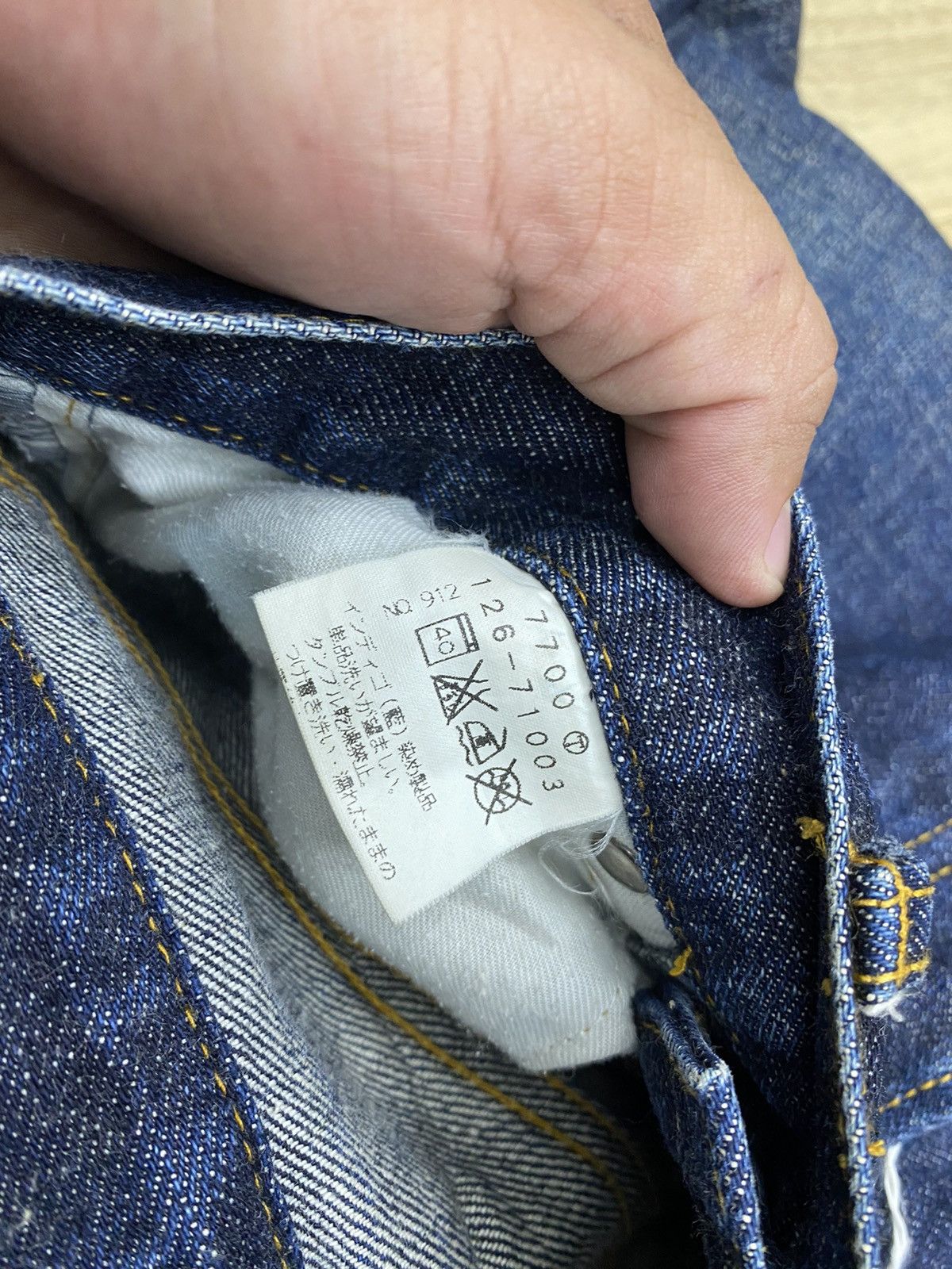 size 31 boycott jeans japanese brand distressed Denim