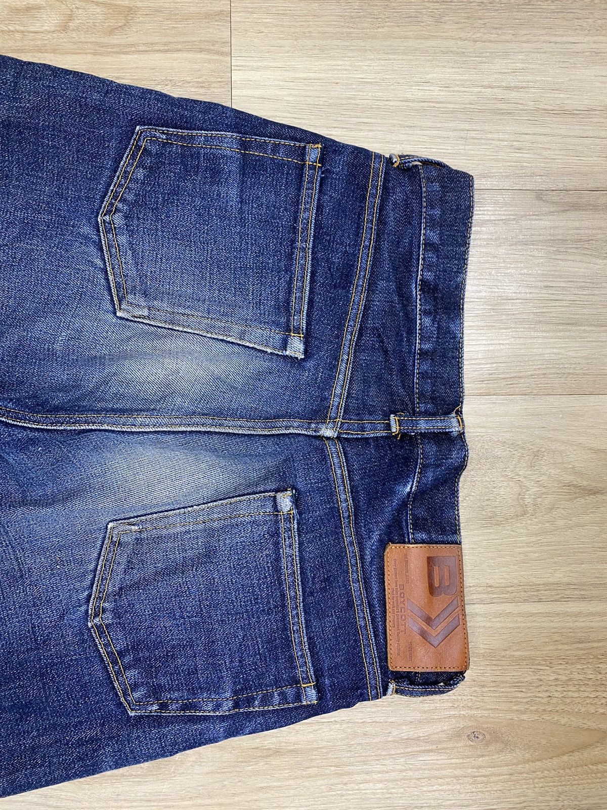 size 31 boycott jeans japanese brand distressed Denim