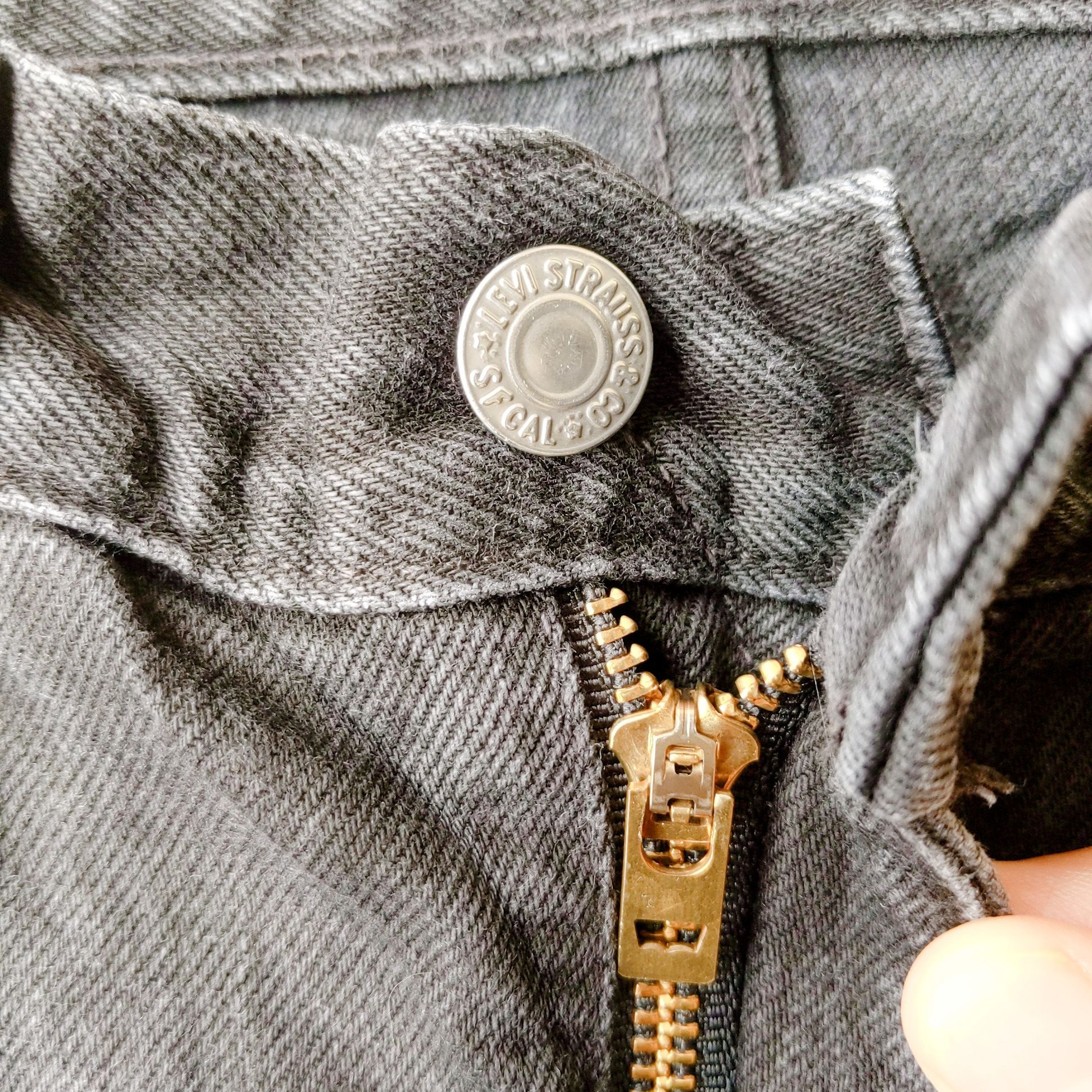 Jean × Levi's × Vintage Vintage Levis 511 29x32 Distressed Denim Pants Size US 30 / EU 46 - 3 Thumbnail