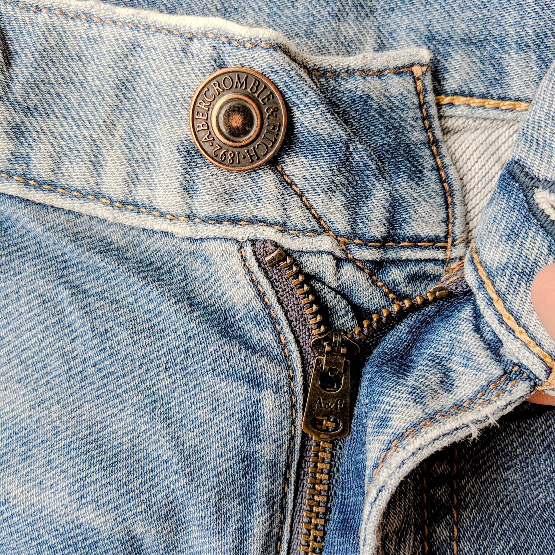 Japanese Brand × Jean × Vintage Vintage Abercrombie & Fitch Light Wash Denim Jean Pants W32 Size US 32 / EU 48 - 10 Thumbnail