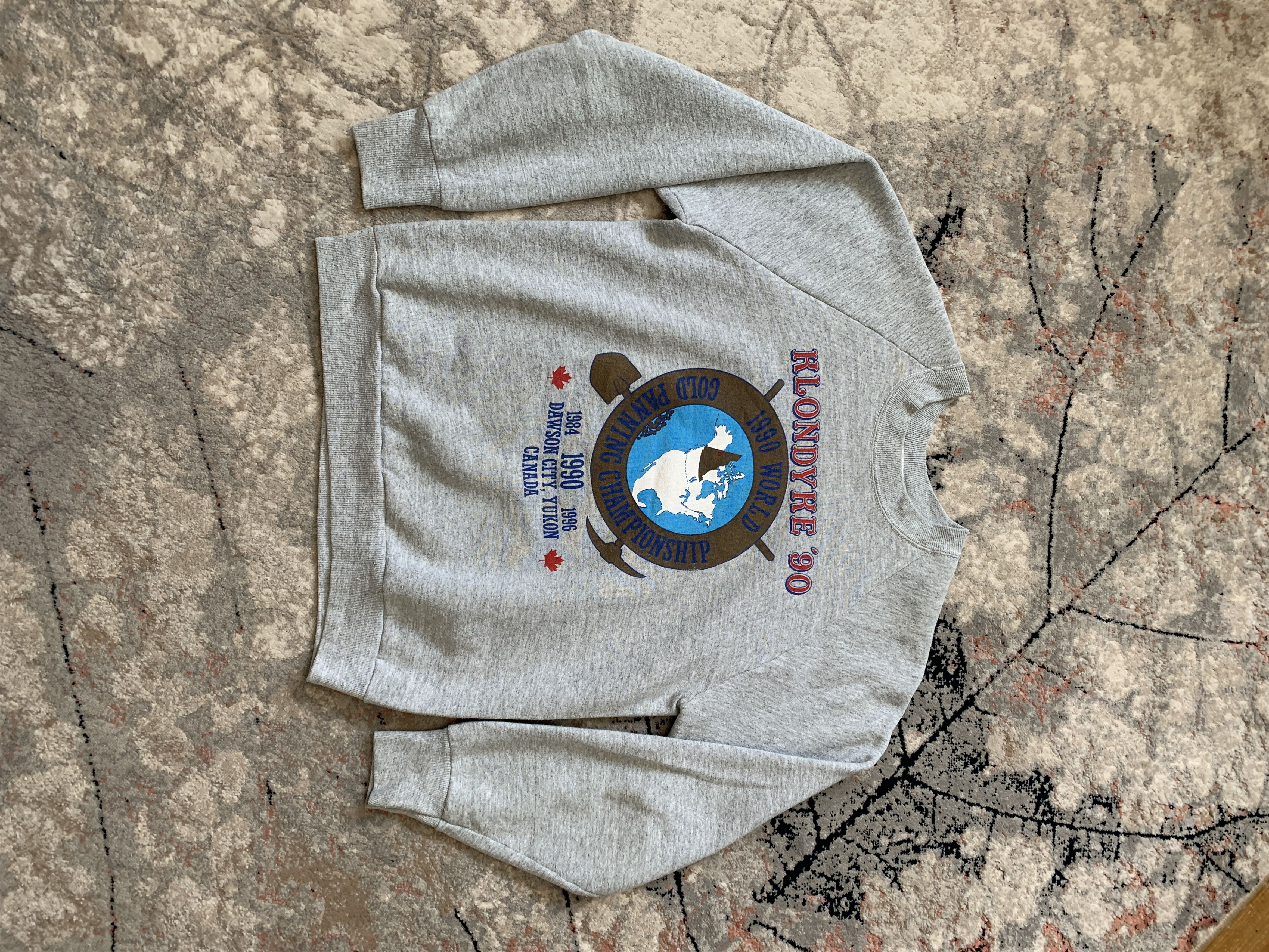 Fruit Of The Loom Klondyke 1990 Dawsom City Yukon Canada Vintage Sweatshirt Size M / US 6-8 / IT 42-44 - 2 Thumbnail