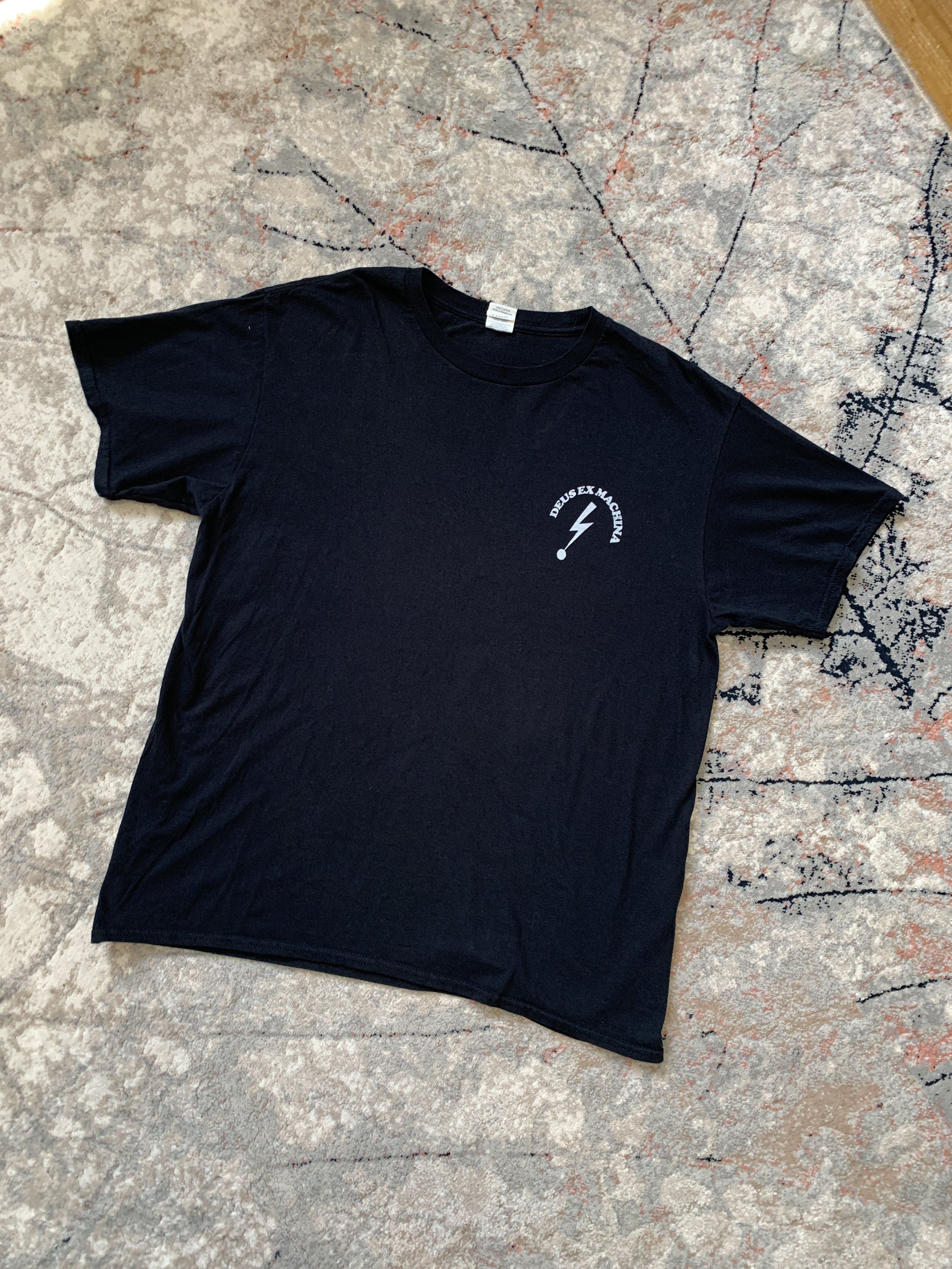 Japanese Brand Deus Records Solar Myth Mind Music Tokyo Japan T-Shirt Size US XL / EU 56 / 4 - 2 Thumbnail