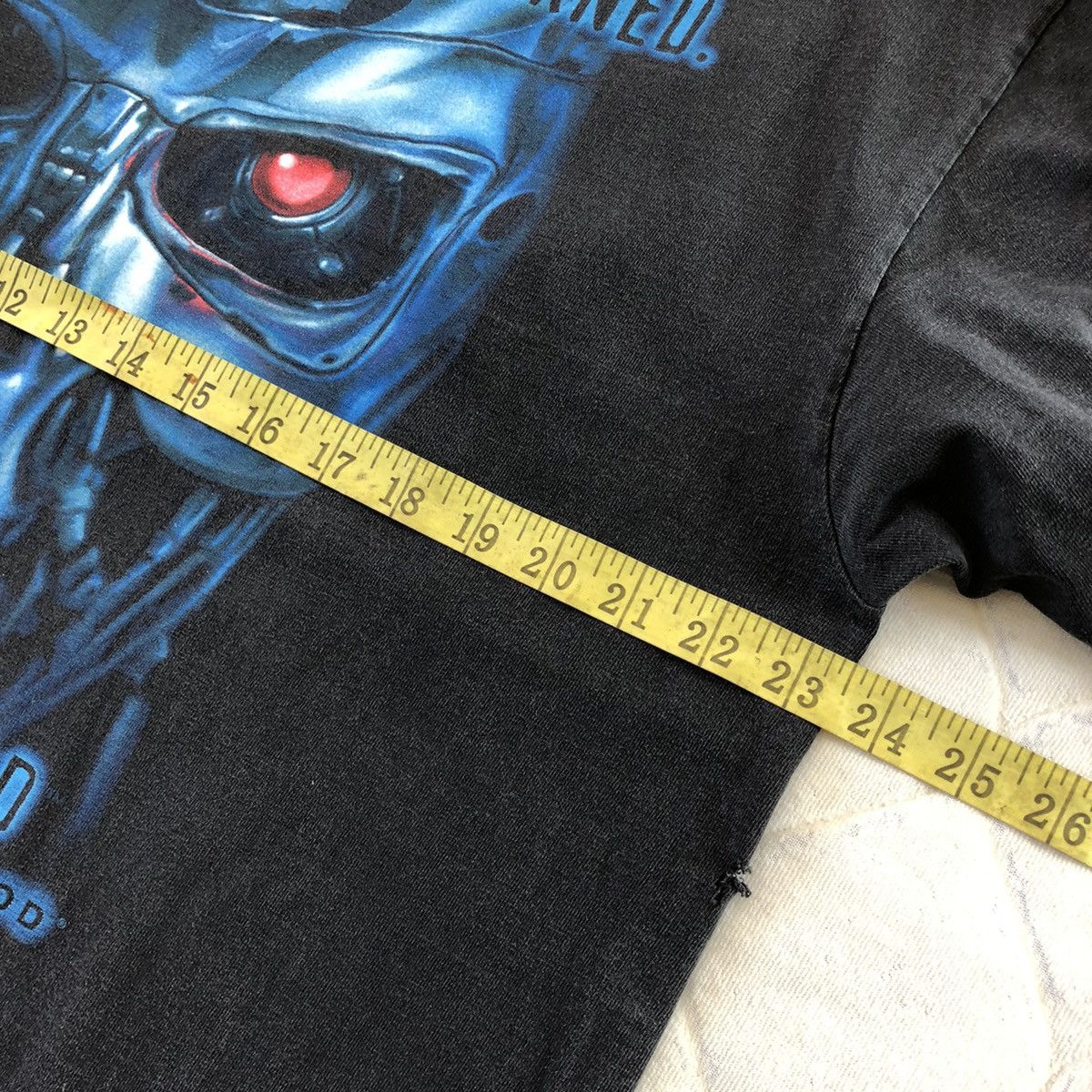 Other Vintage Distressed Universal Studios TERMINATOR 2 3D t shirt Size US L / EU 52-54 / 3 - 7 Thumbnail