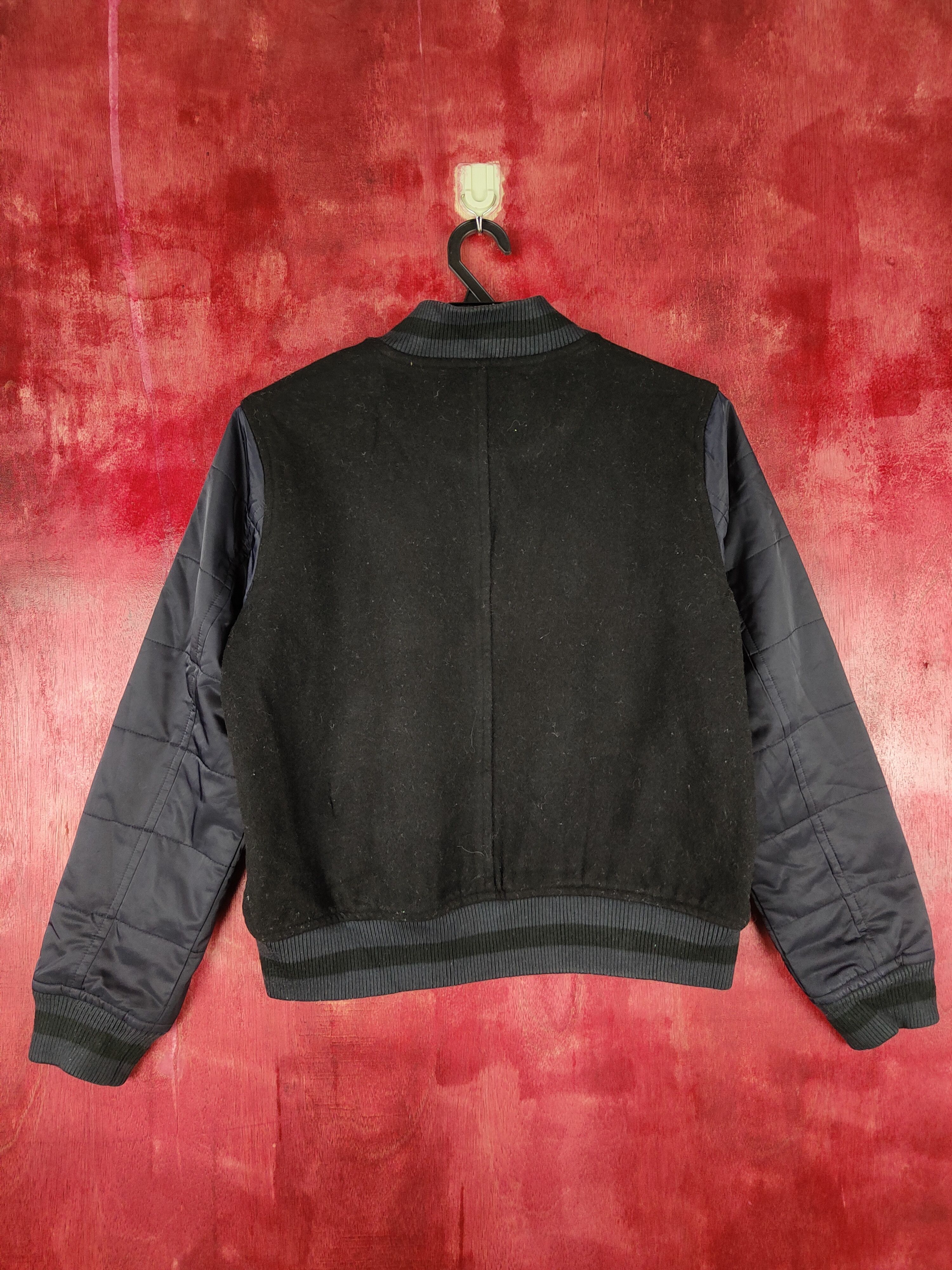 Japanese Brand G.V.G.V Uniqlo Black plain varsity jacket #4296 Size S / US 4 / IT 40 - 6 Thumbnail