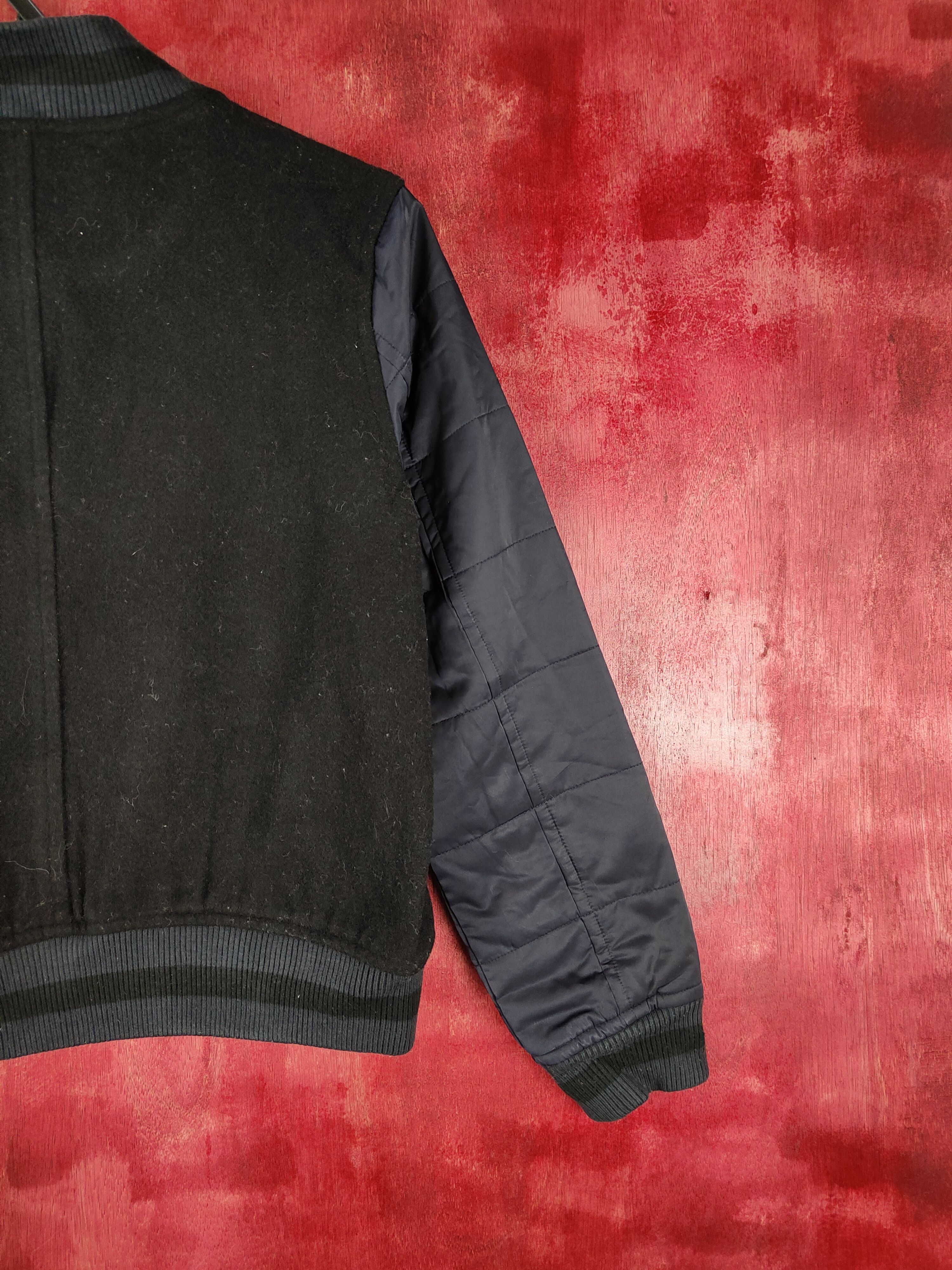 Japanese Brand G.V.G.V Uniqlo Black plain varsity jacket #4296 Size S / US 4 / IT 40 - 8 Thumbnail