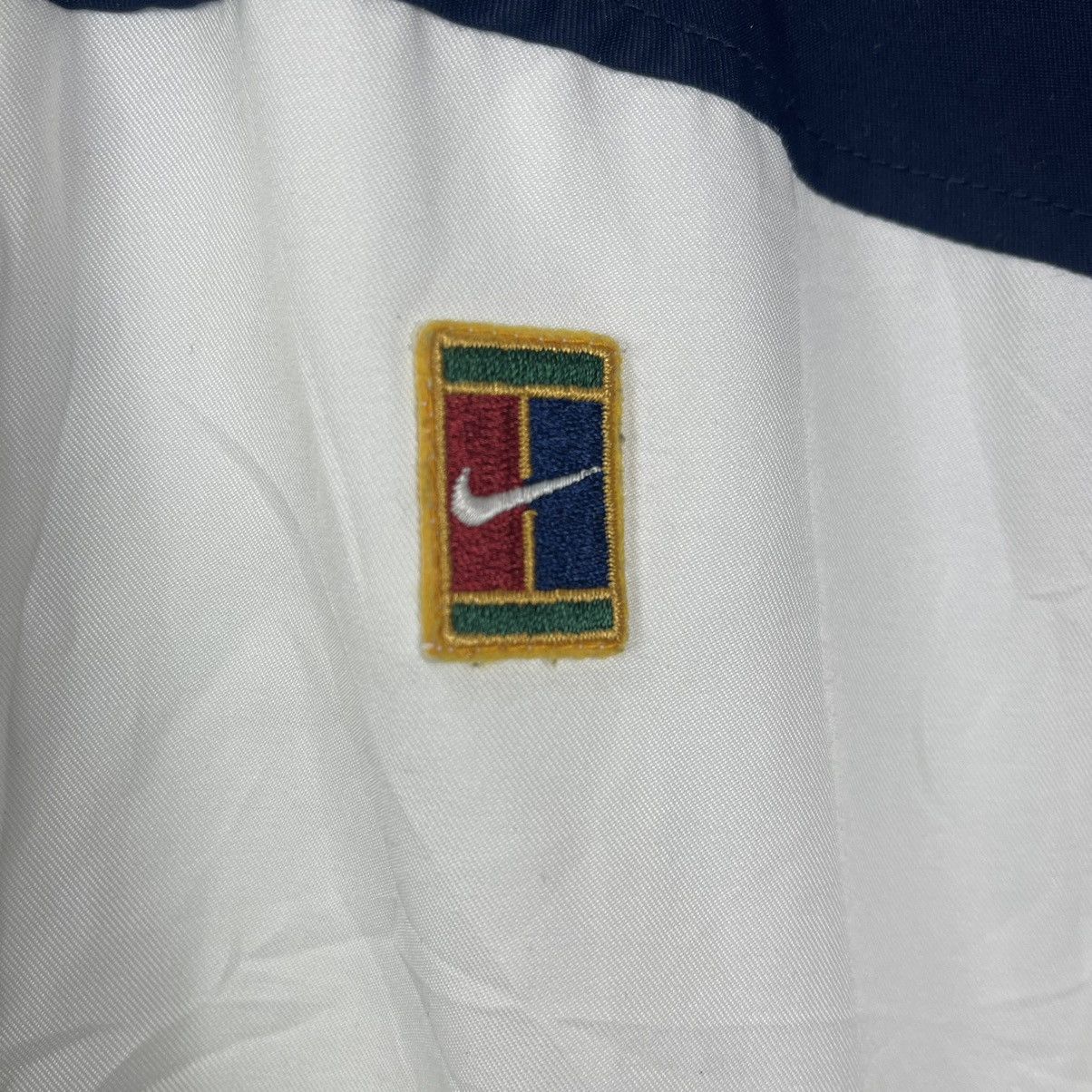 Nike Vintage Nike Court Jacket Size US L / EU 52-54 / 3 - 2 Thumbnail