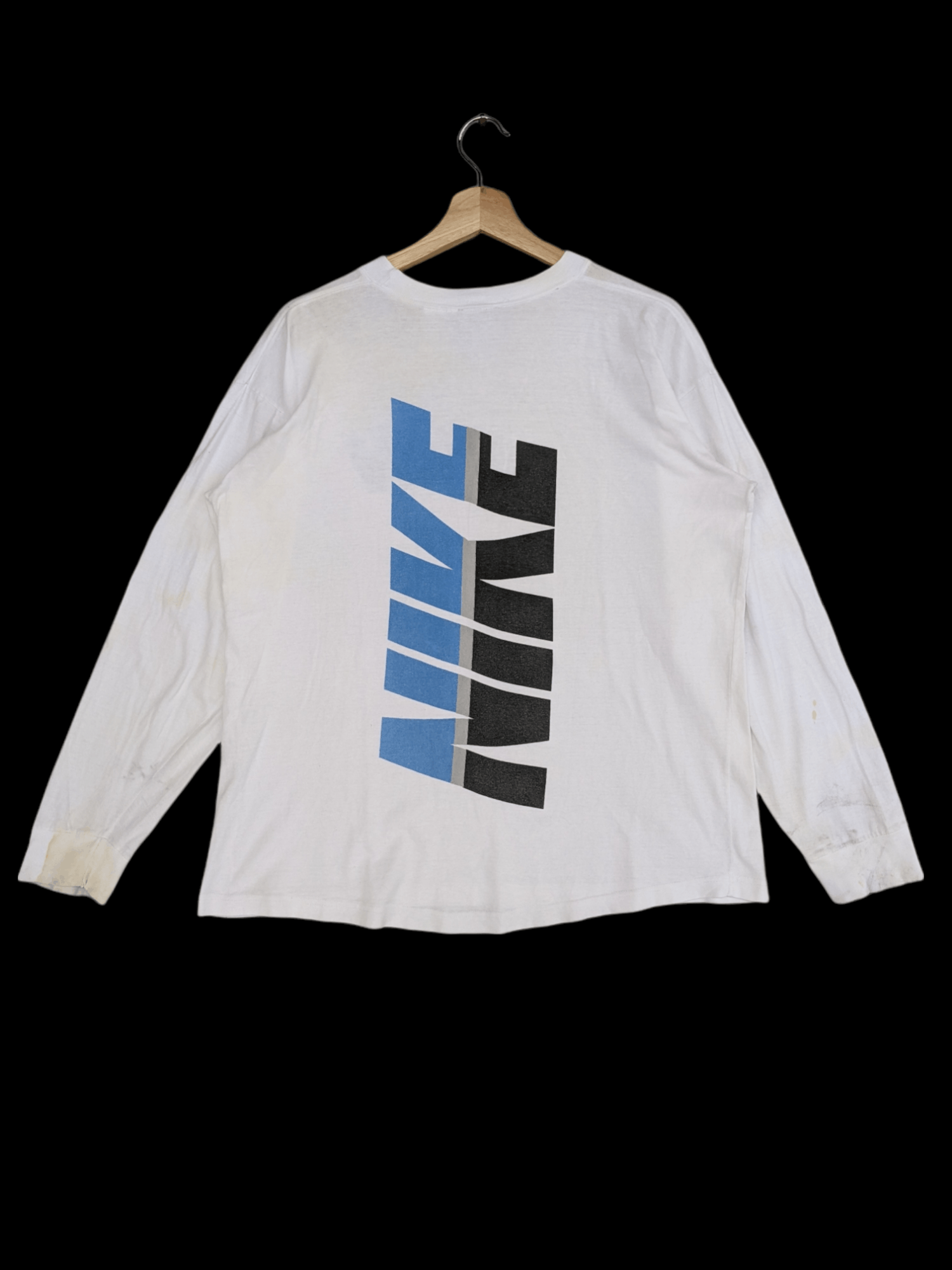 image of Nike Swoosh 90's Long Sleeve T-Shirt in White, Men's (Size Large)
