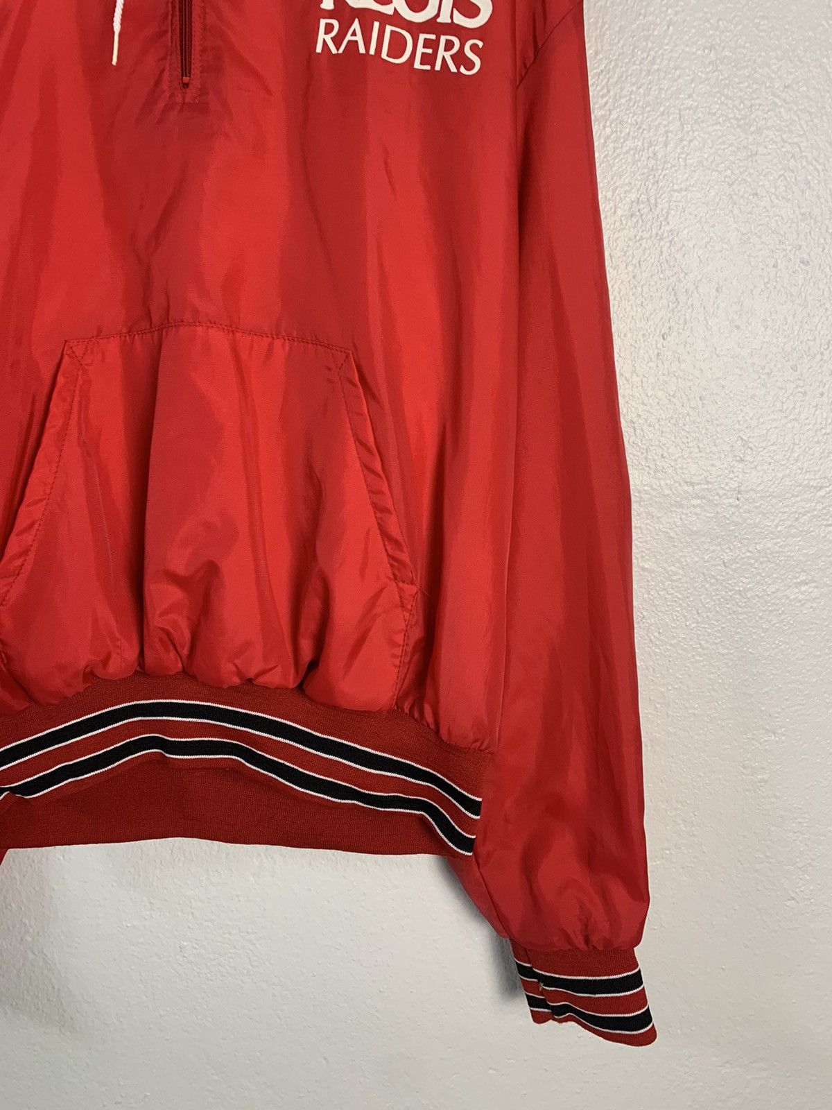 Holloway Vintage Holloway Regis Raiders Red Indian Windbreaker Hoodie Size US XXL / EU 58 / 5 - 8 Thumbnail