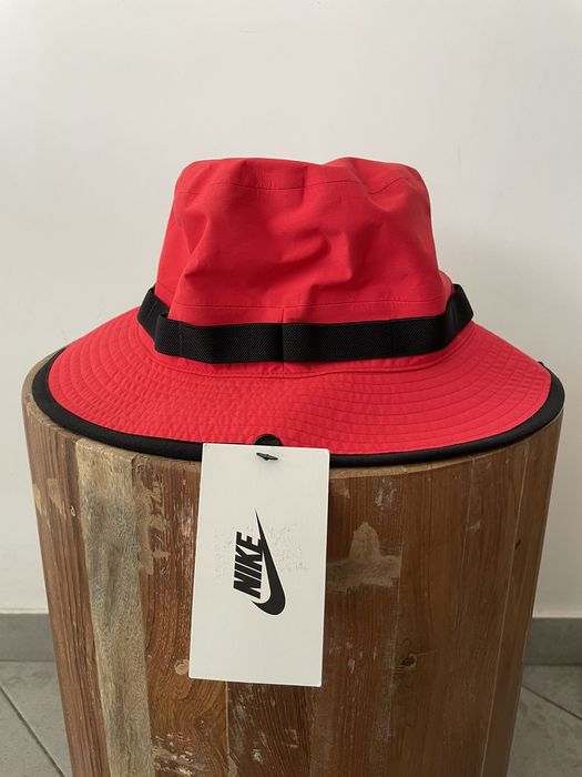 Nikelab collection wet store reveal bucket hat