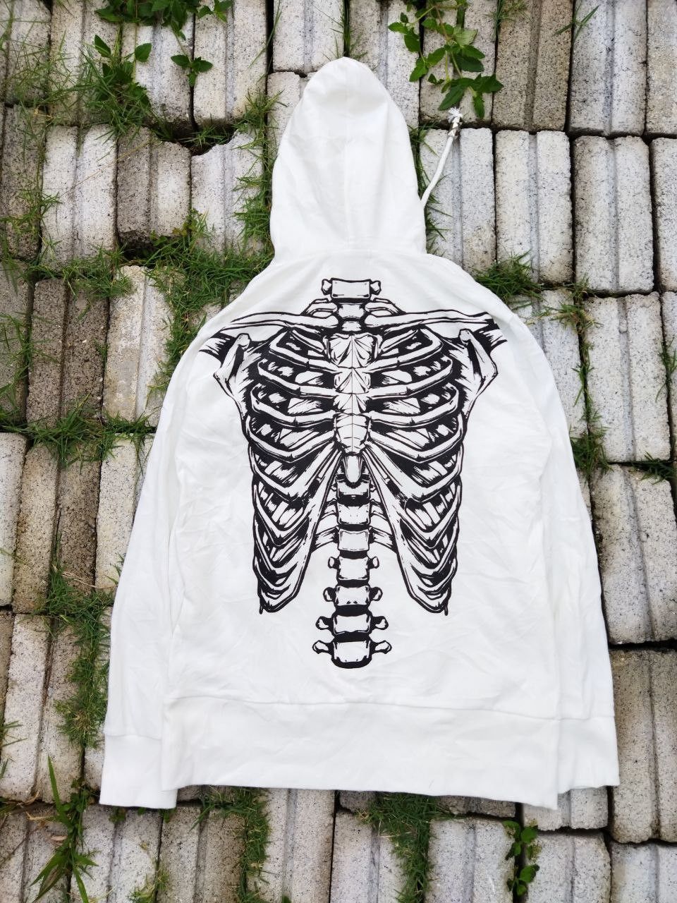 image of Skulls glad News Japan Like Kapital Skeleton Style Hoodie in White, Women's (Size Large)