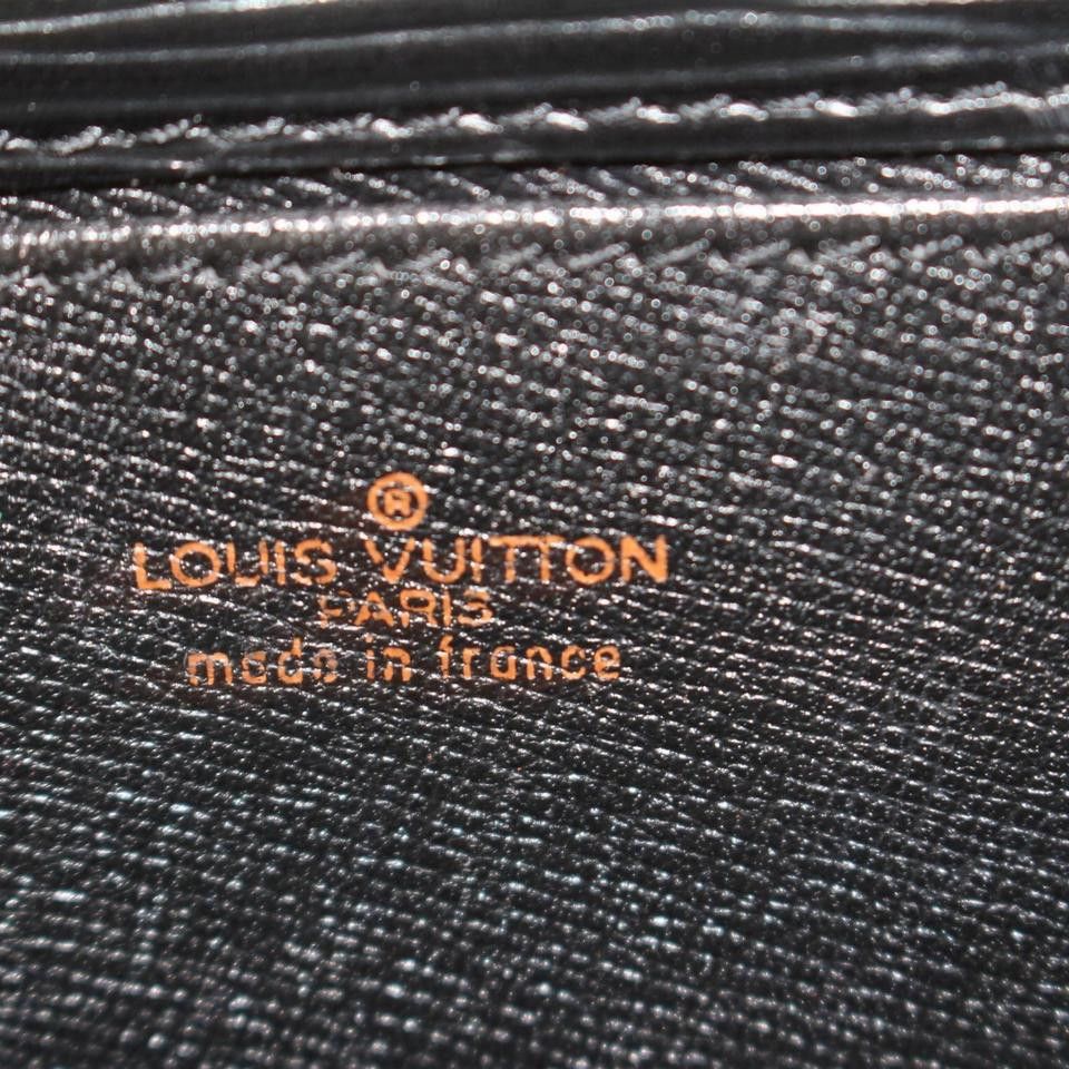 Louis Vuitton Epi Noir Pochette Lena Ring Fold Clutch 869006