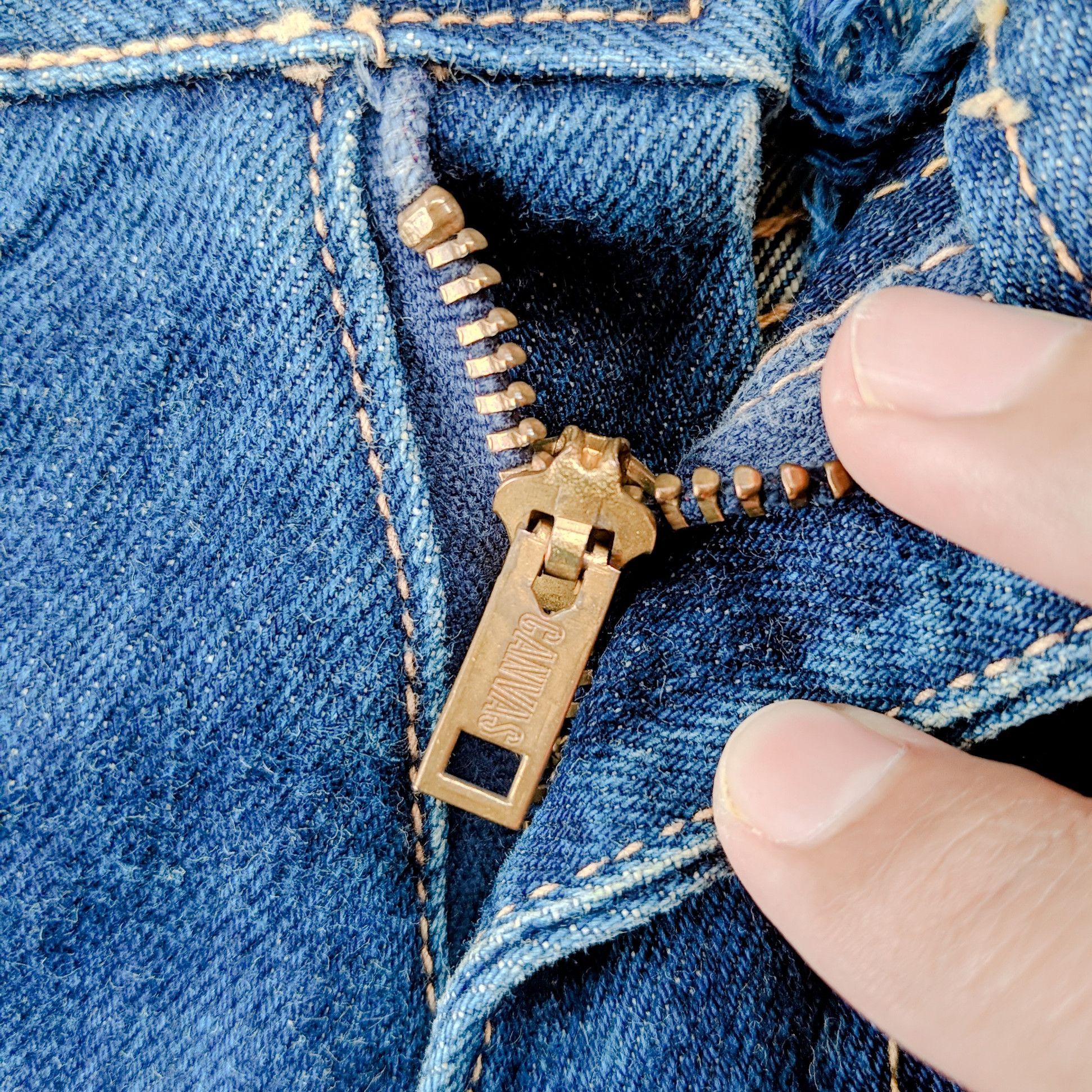 Japanese Brand W32 Vintage Canvas Faded Flare Sick Denim Distressed Pants Size US 32 / EU 48 - 9 Thumbnail