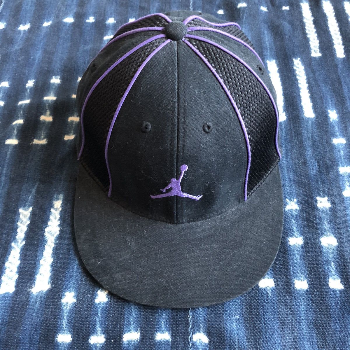Jordan Brand Nike Air Jordan 90s Grape Jumpman Logo Cap Size ONE SIZE - 1 Thumbnail