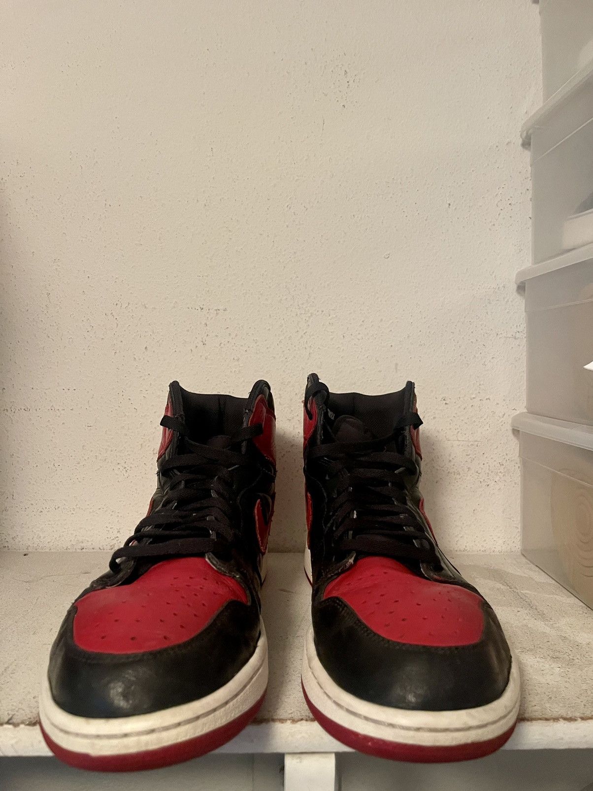Jordan Brand 2016 Nike Air Jordan Retro 1 I High OG Bred Banned Size US 14 / EU 47 - 7 Thumbnail