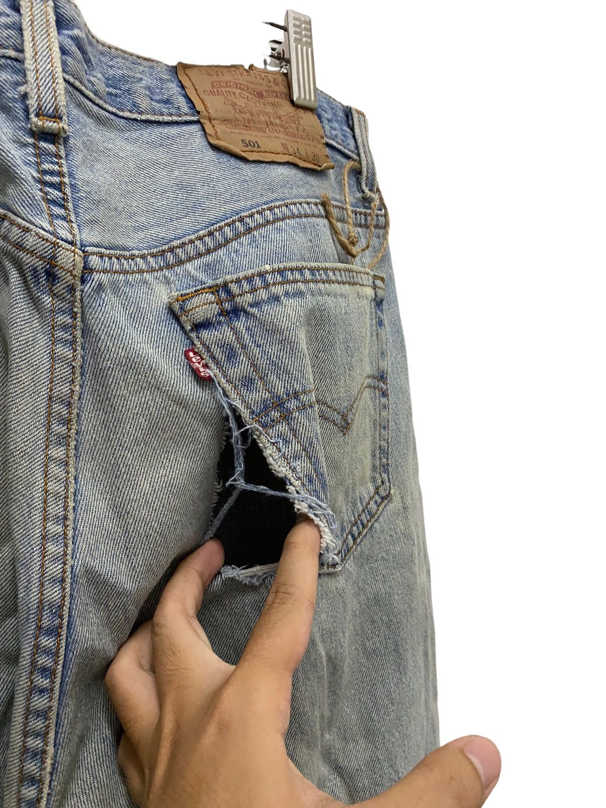 Levi's × Vintage Vintage Levi's 501 Distressed Jeans Size US 32 / EU 48 - 7 Thumbnail