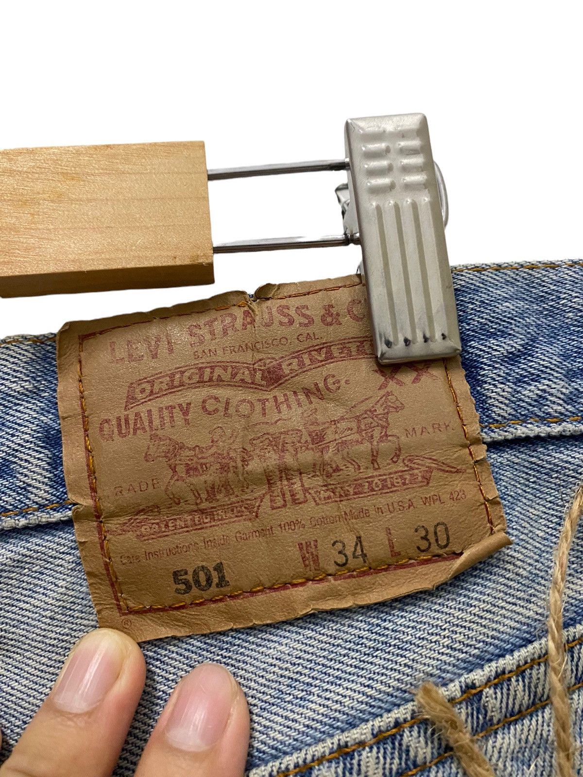 Levi's × Vintage Vintage Levi's 501 Distressed Jeans Size US 32 / EU 48 - 8 Thumbnail