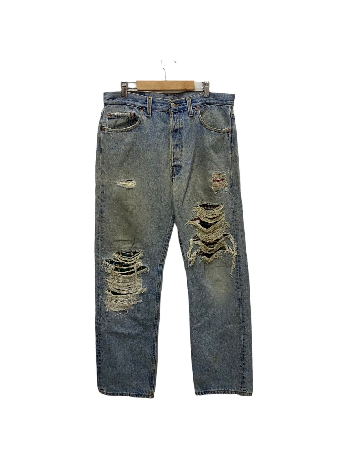 Levi's × Vintage Vintage Levi's 501 Distressed Jeans Size US 32 / EU 48 - 1 Thumbnail