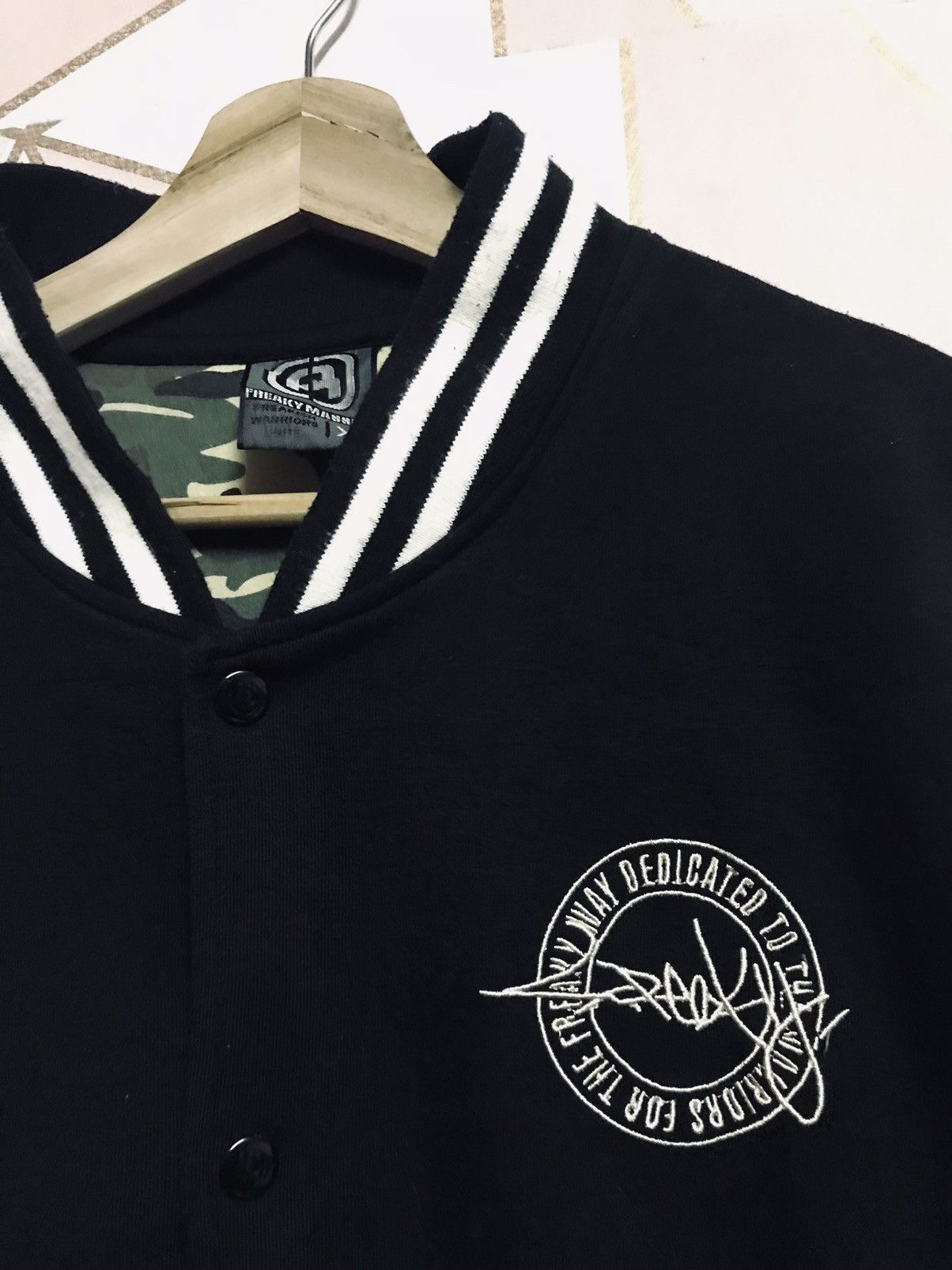 The Unbranded Brand Freaky Massive Varsity Jaket Size US L / EU 52-54 / 3 - 3 Thumbnail