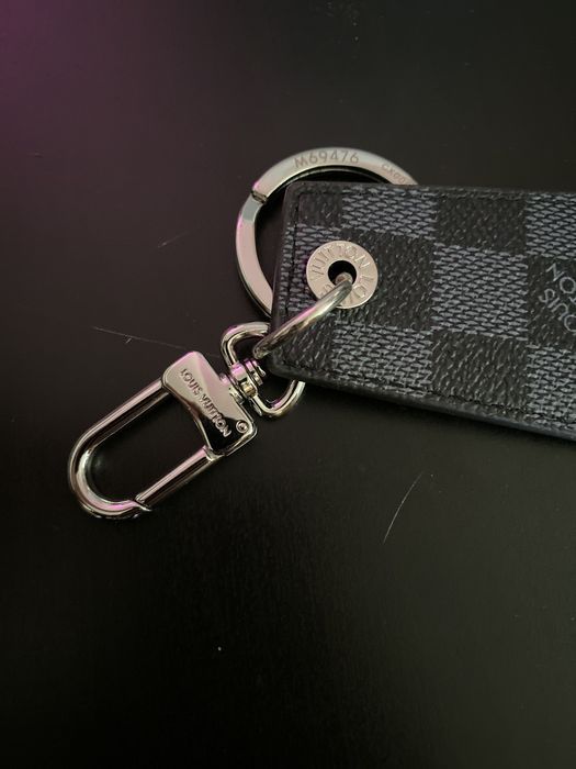 Louis Vuitton Louis Vuitton Keychain Size ONE SIZE - 4 Preview