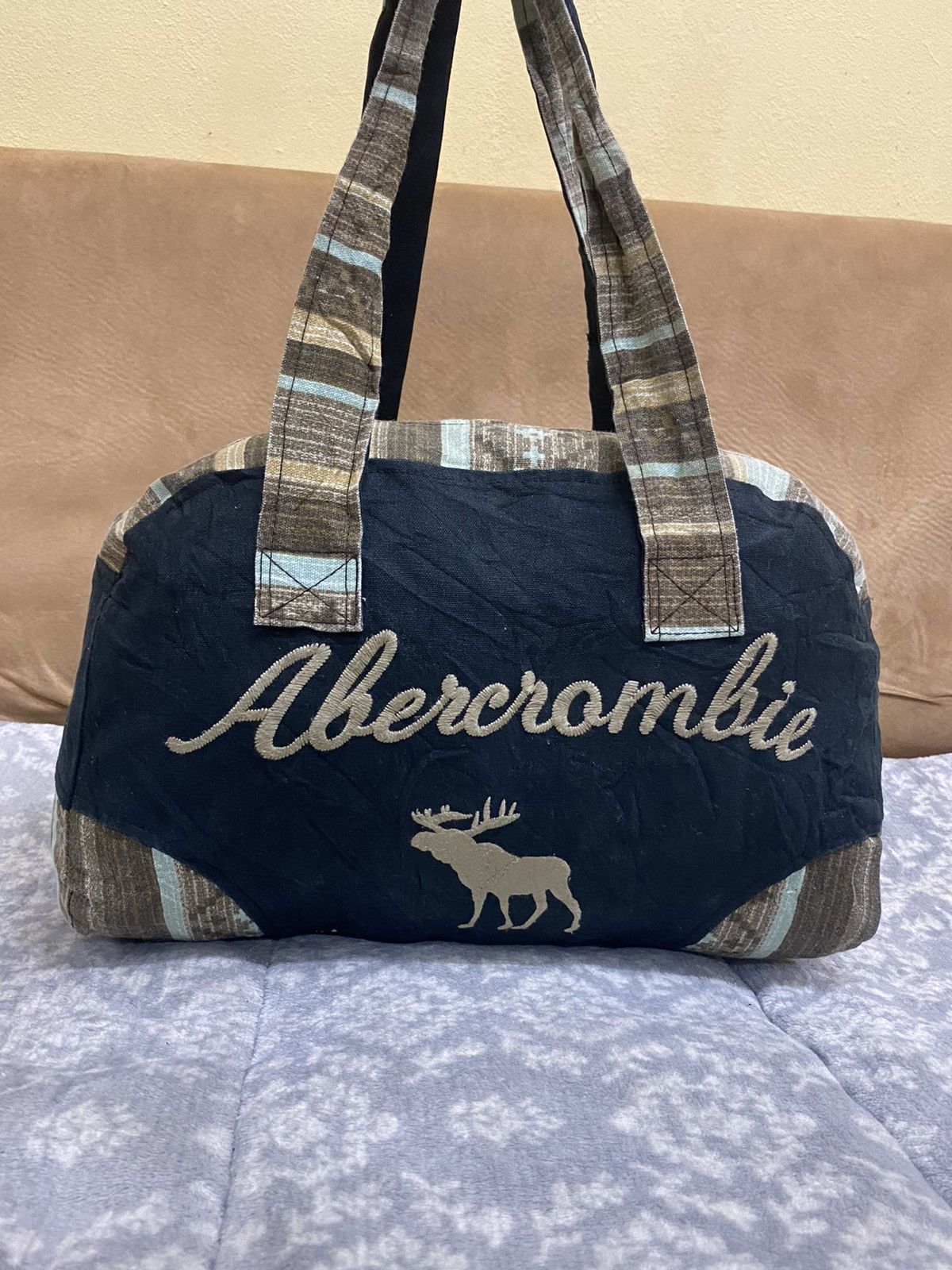 Steals💥 Abercrombie & Fitch Genuine Handcrafted Bag