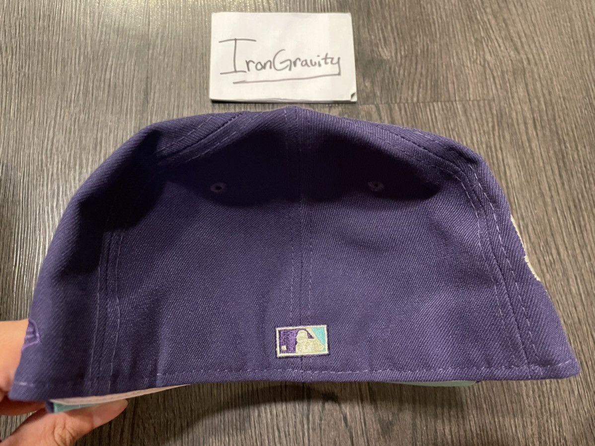 MLB × New Era × Topperz 7 1/2 Topperz Houston Astros Purple Grape Hornet Fitted Size ONE SIZE - 4 Thumbnail