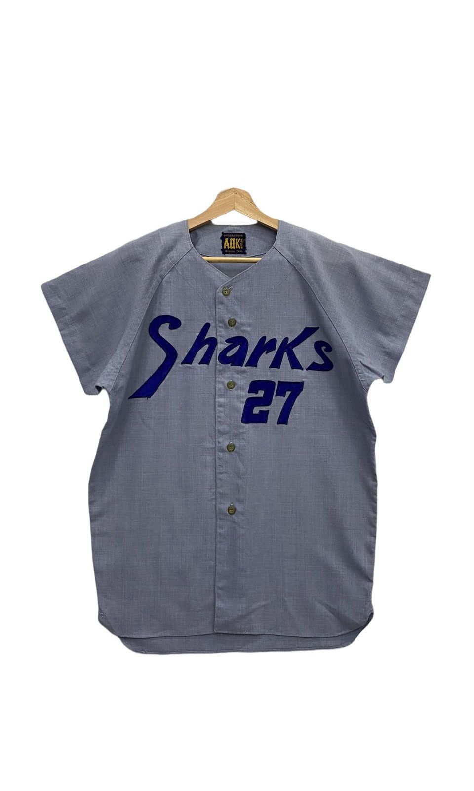 Japanese Brand NIPPON 80s SHARKS 27 VINTAGE BASEBALL SHIRTS Size US S / EU 44-46 / 1 - 3 Thumbnail