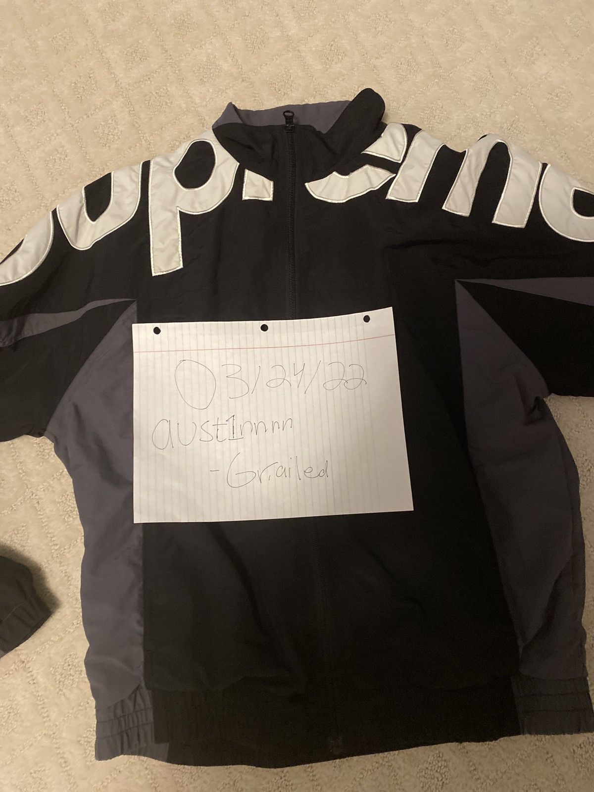 Supreme Shoulder Logo Track Jacket ナイロン Supreme Shoulder Logo Track Jacket (FW19) - $168