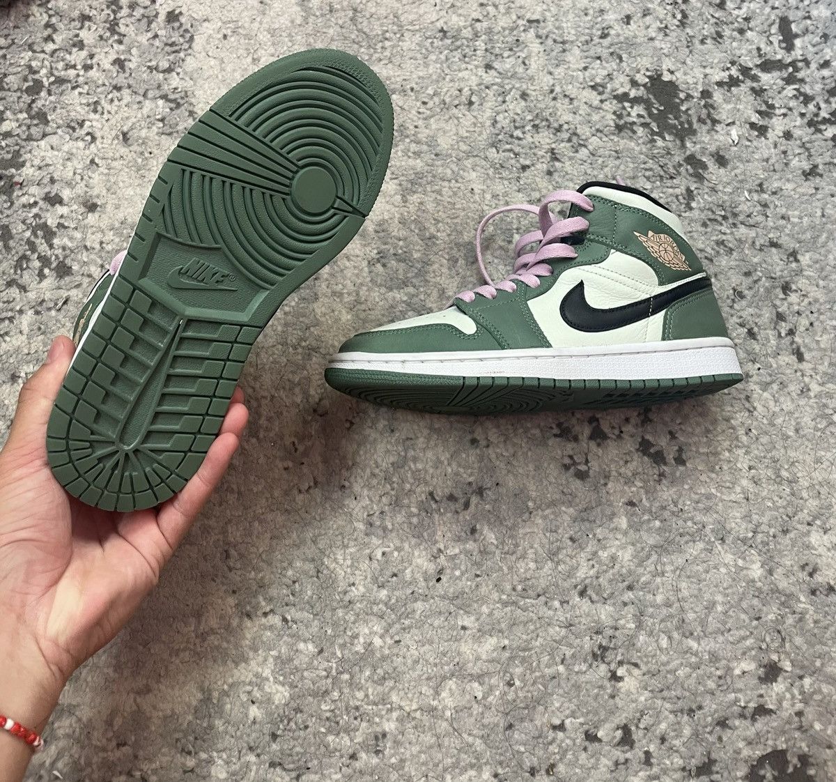 Jordan Brand × Vintage Jordan 1 Mid Dutch Green Size US 6.5 / IT 36.5 - 3 Thumbnail