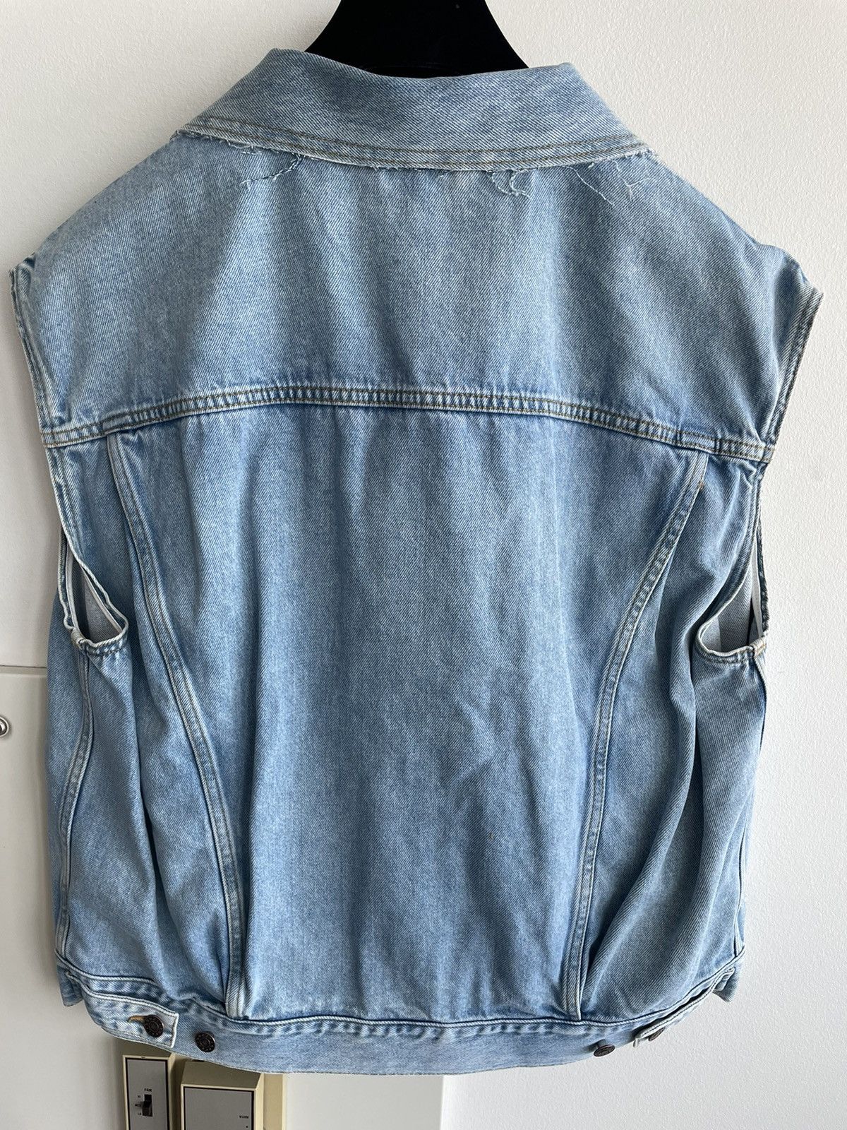 Gucci Brand New Super Runway Distressed Gucci Denim Vest Jacket Size US XXL / EU 58 / 5 - 3 Thumbnail