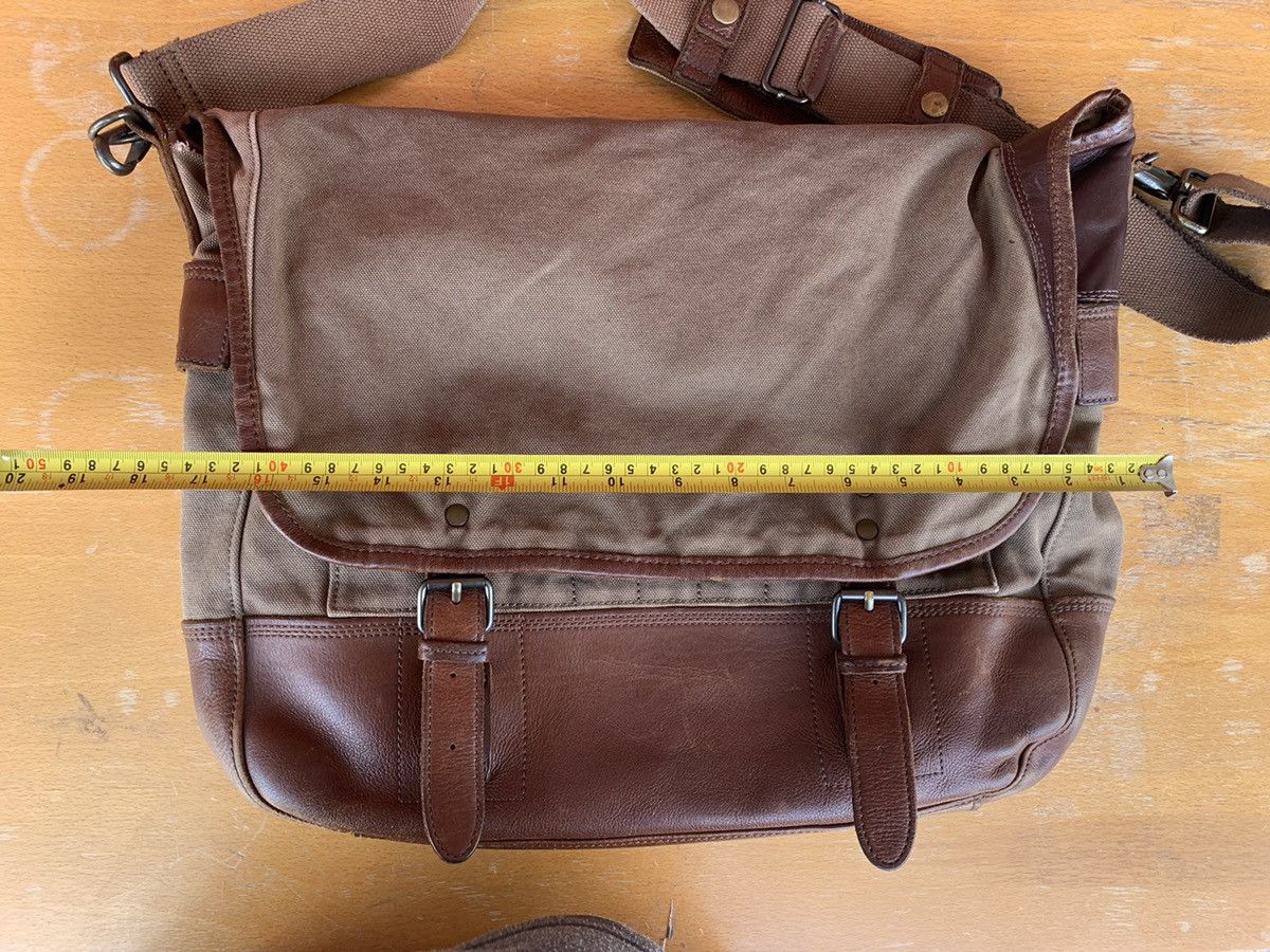 Banana republic messenger bag on sale