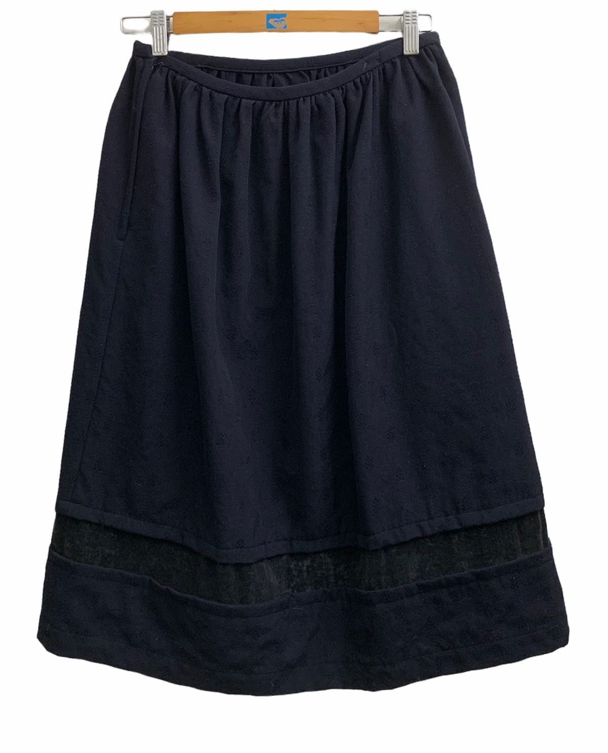Comme des Garcons ❤️‍🔥SENDOFFERS❤️‍🔥 Comme Des Garcons Mini Skirts Size US 27 - 2 Thumbnail